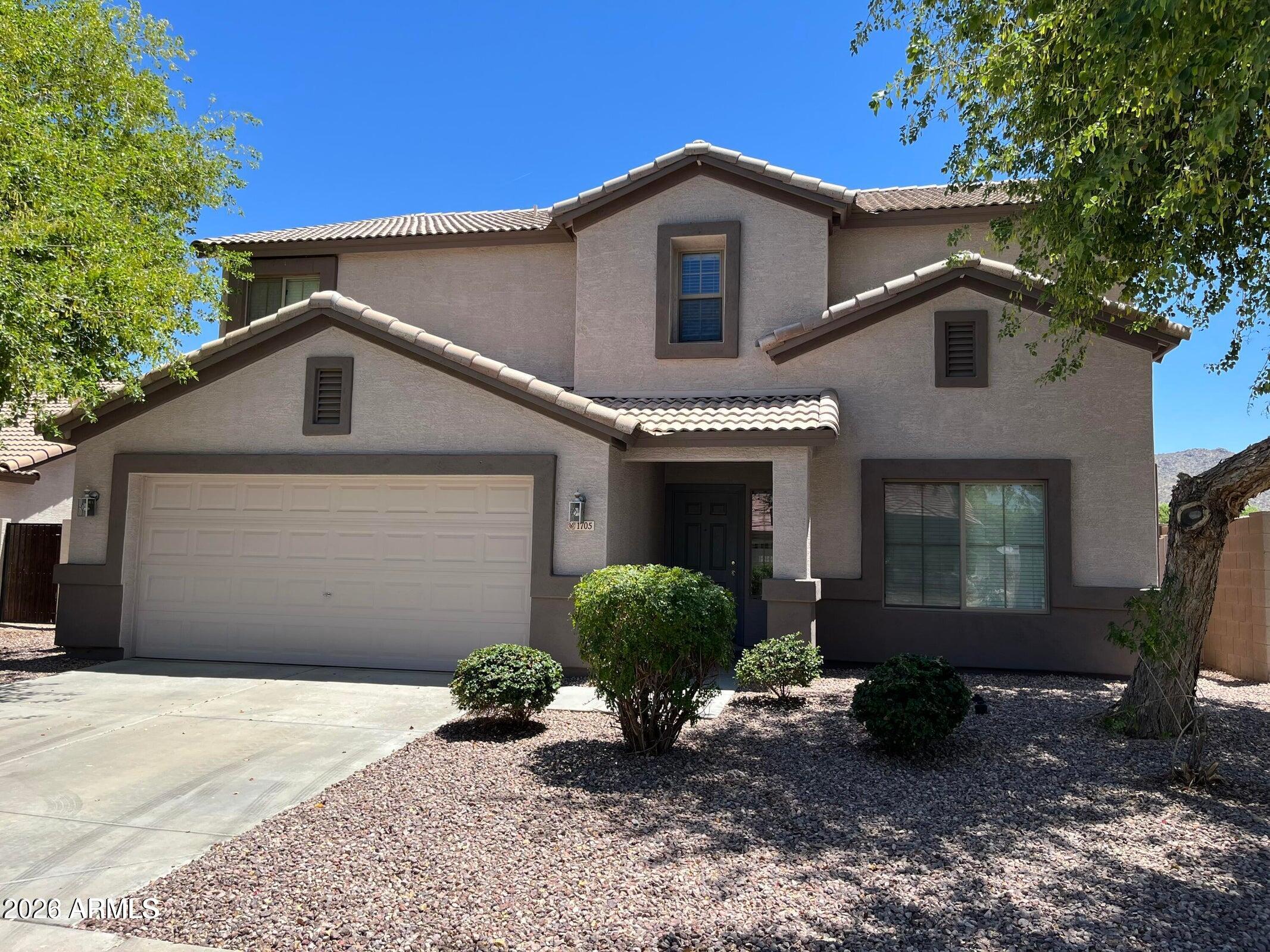 1705 E BEAUTIFUL Lane