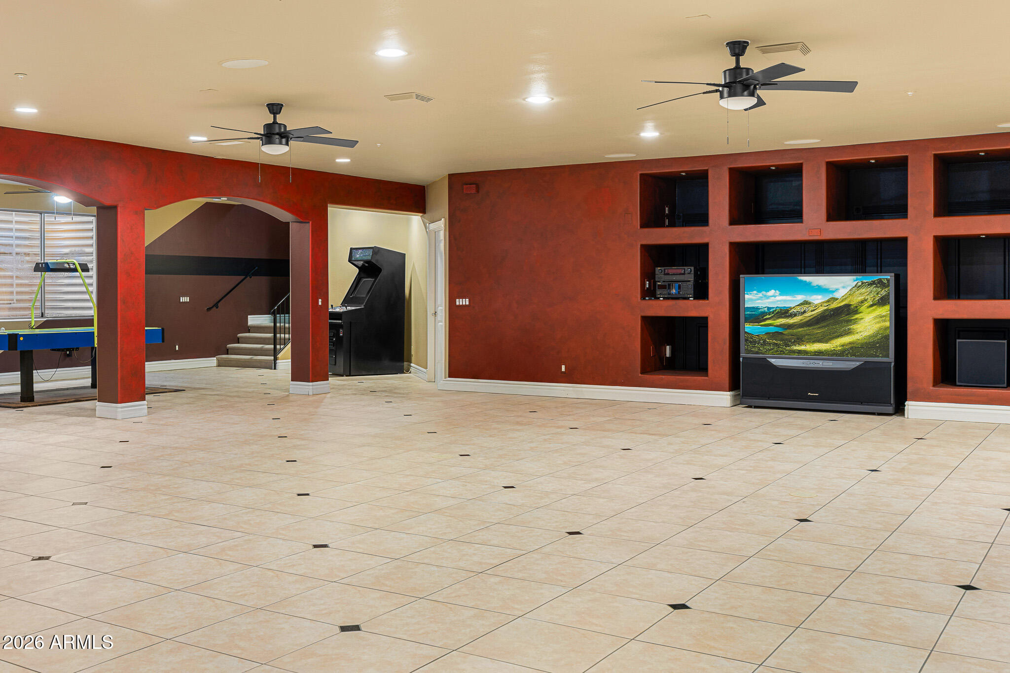 1402 E CORAL COVE Drive