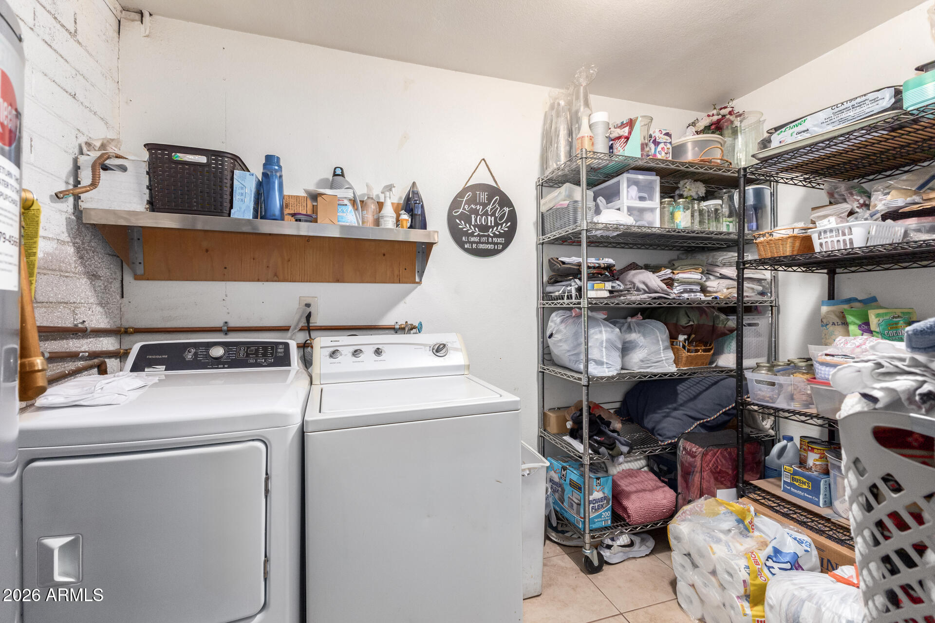 2347 W POINSETTIA Drive N