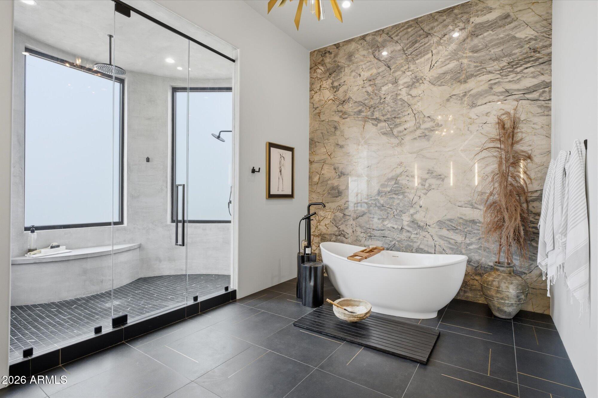 12734 E APPALOOSA Place