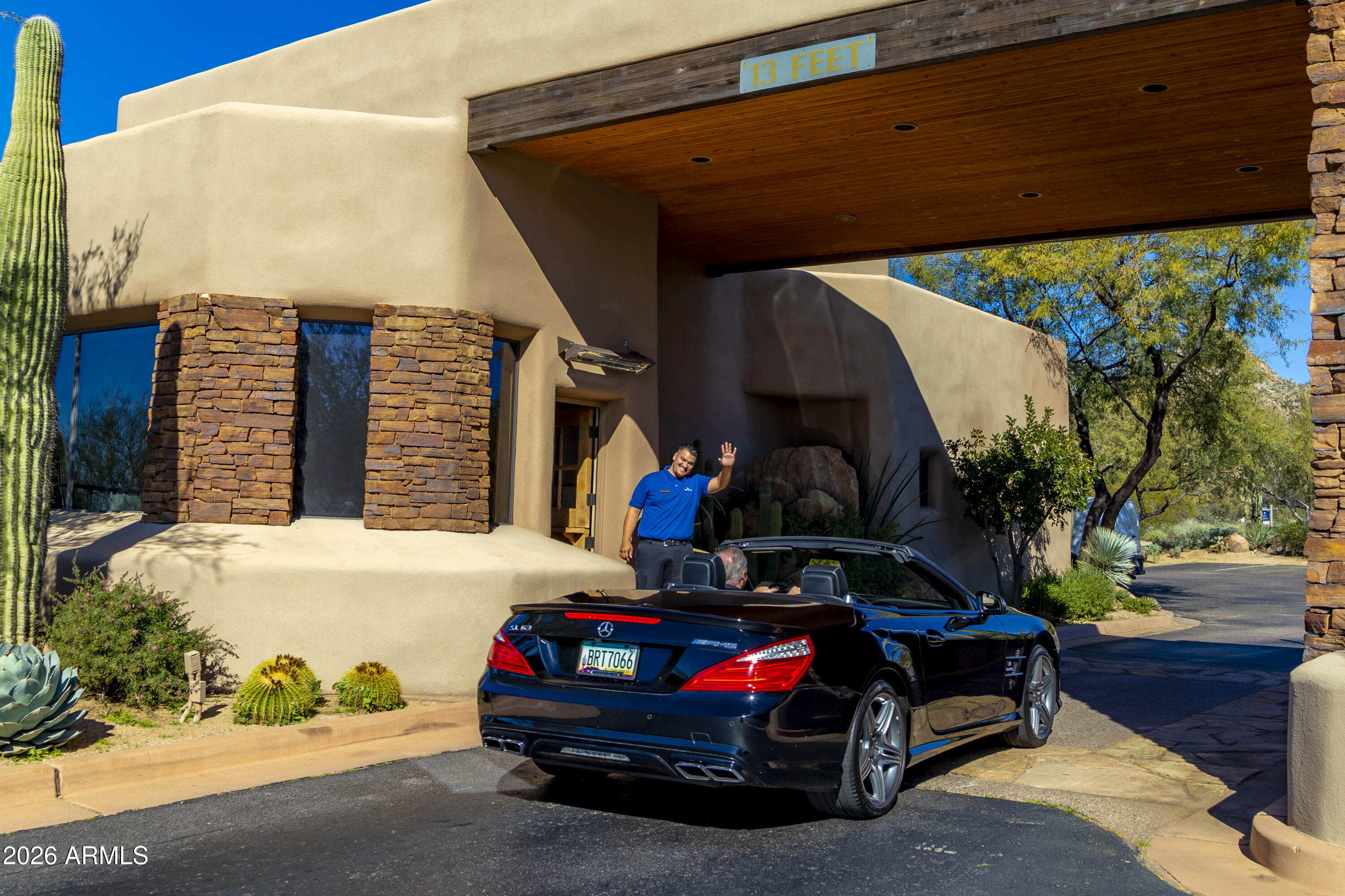 10040 E HAPPY VALLEY Road 271