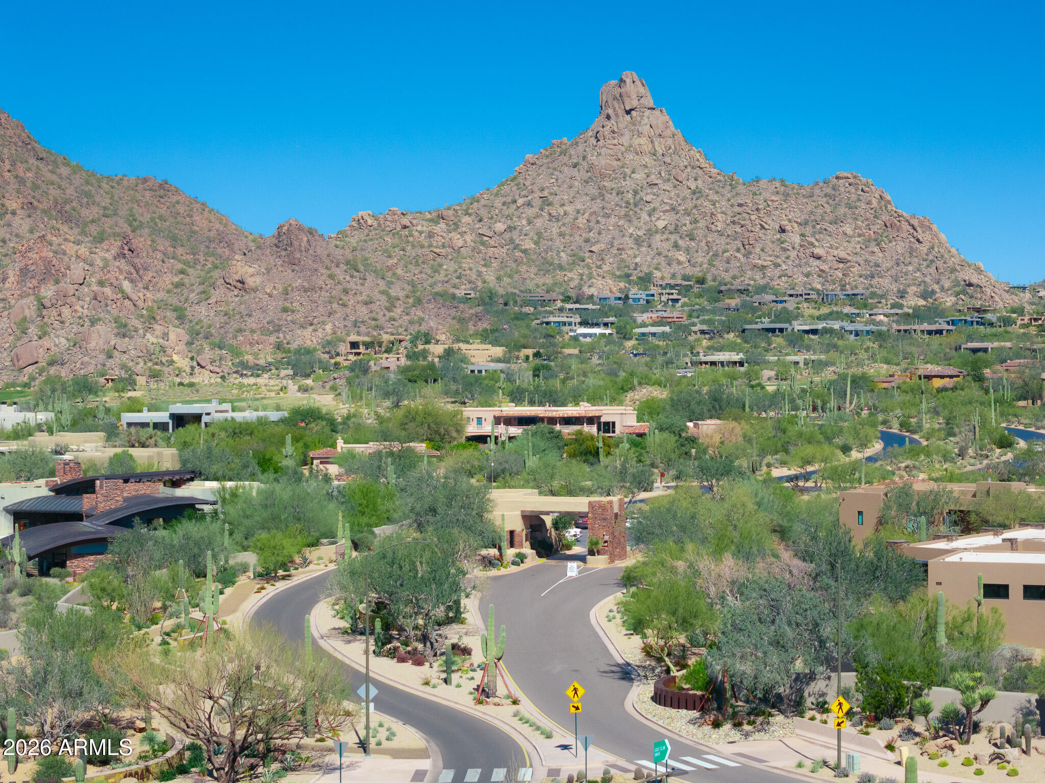 10040 E HAPPY VALLEY Road 271