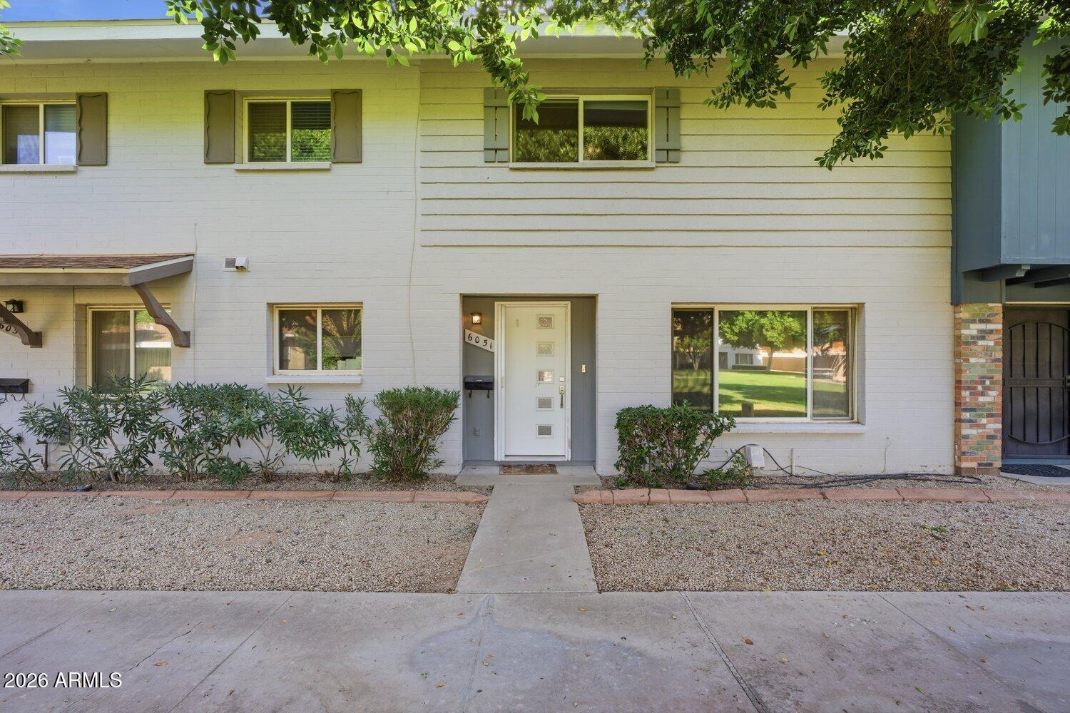 6051 N GRANITE REEF Road