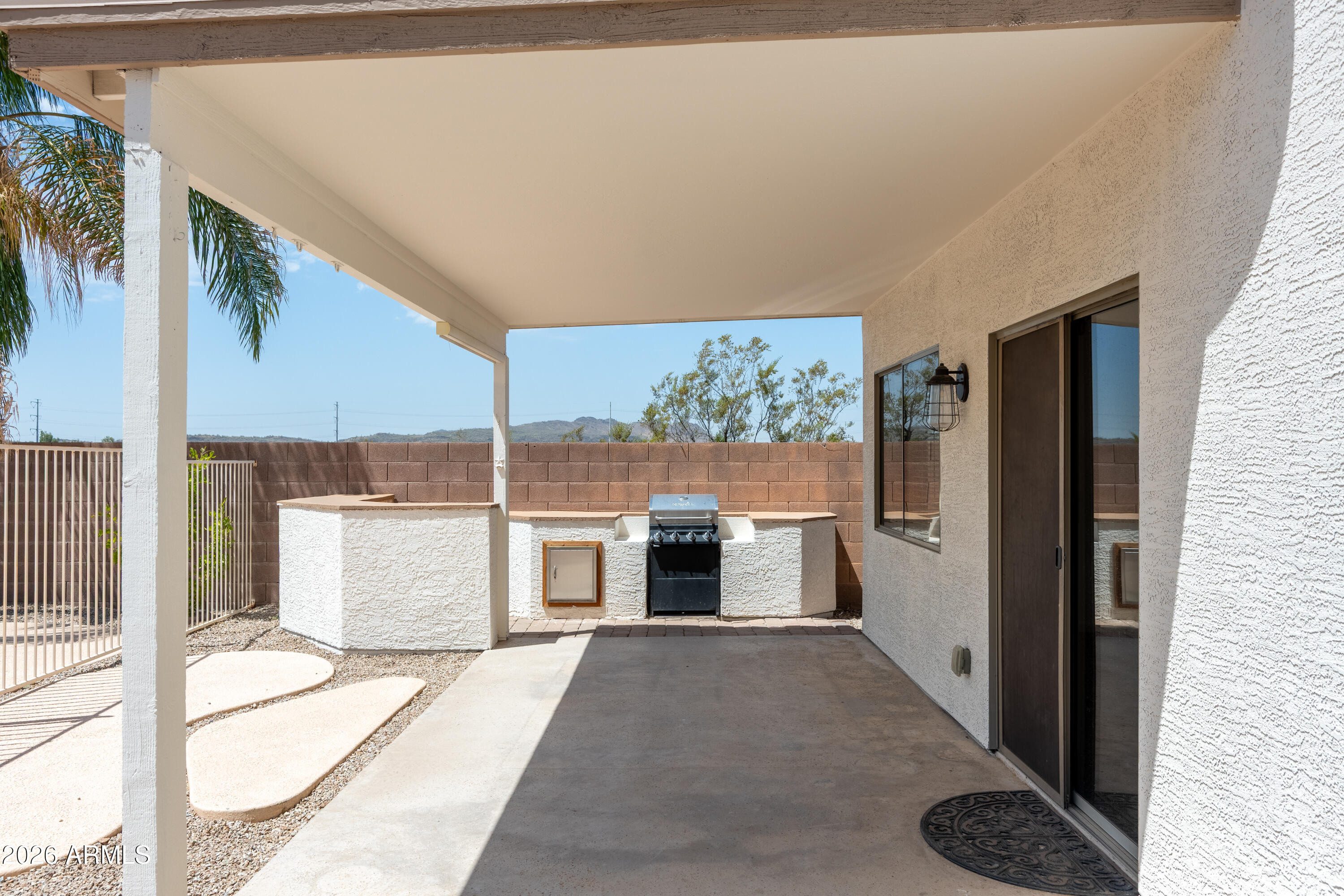 2533 W Big Oak Street