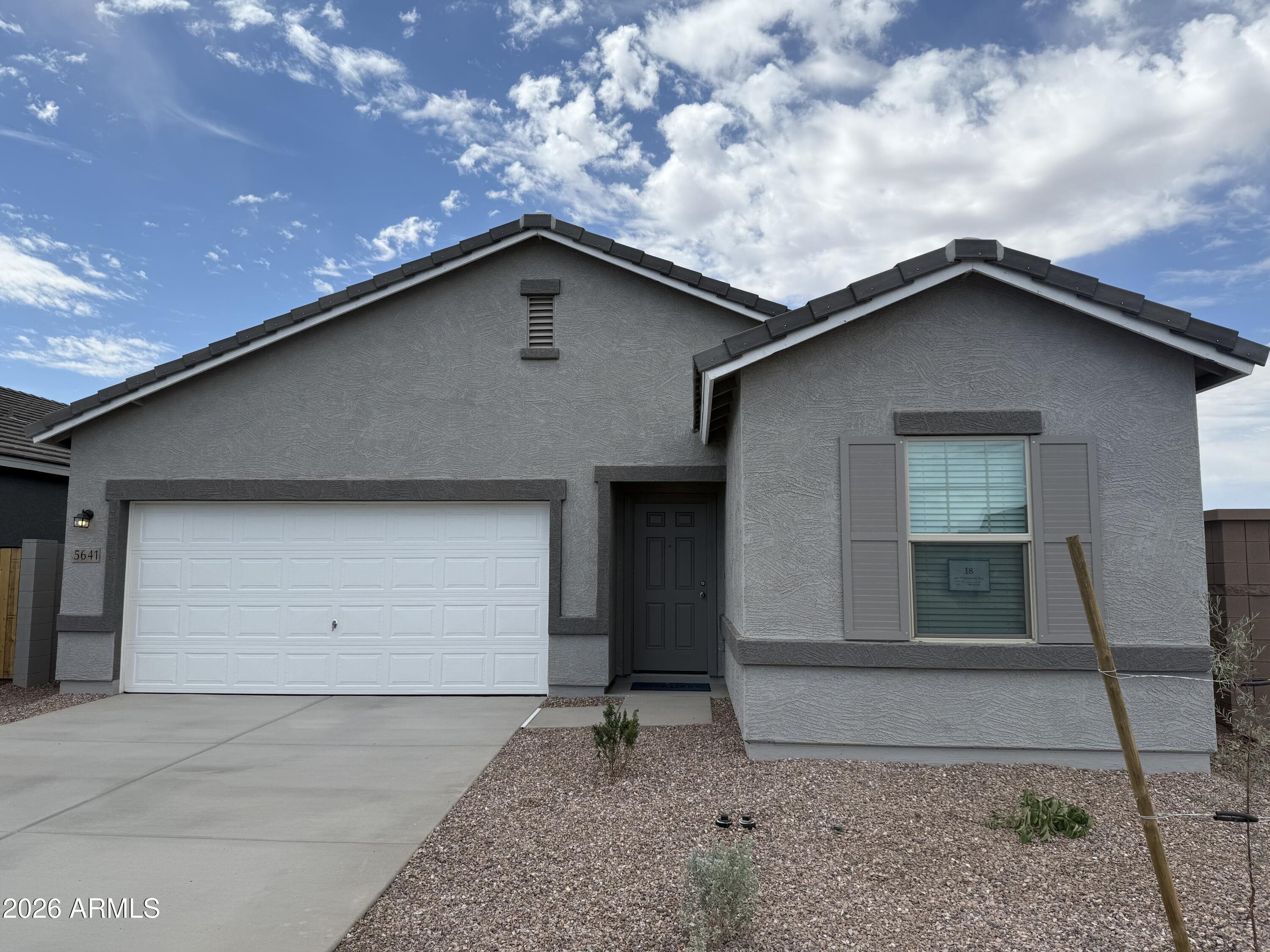 5641 E HORNBLENDE Way