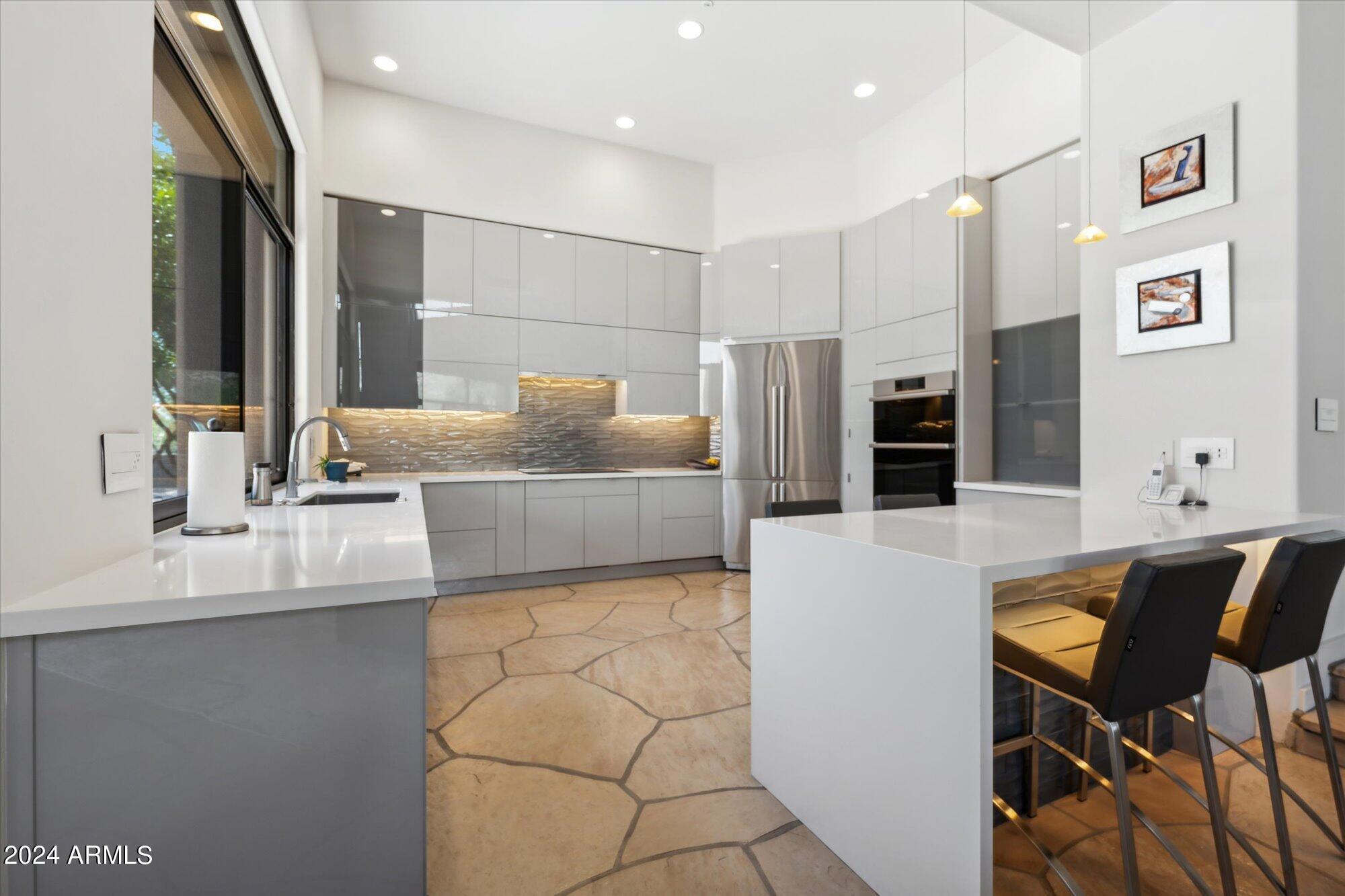 10040 E HAPPY VALLEY Road 243