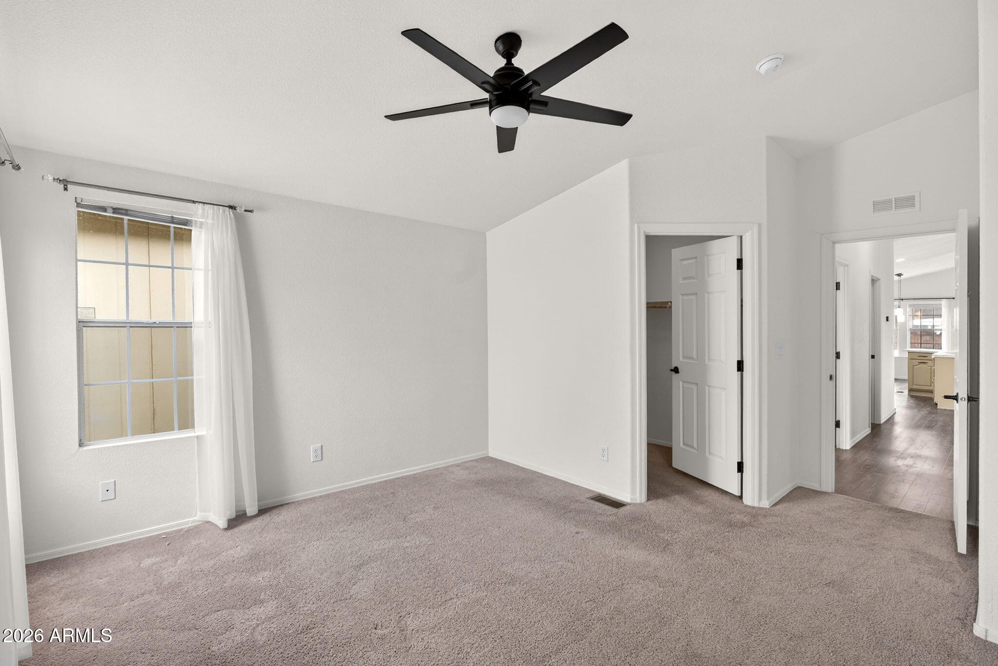 201 S GREENFIELD Road 359