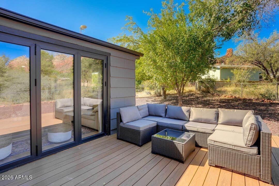 2570 BLUE HORIZON Road