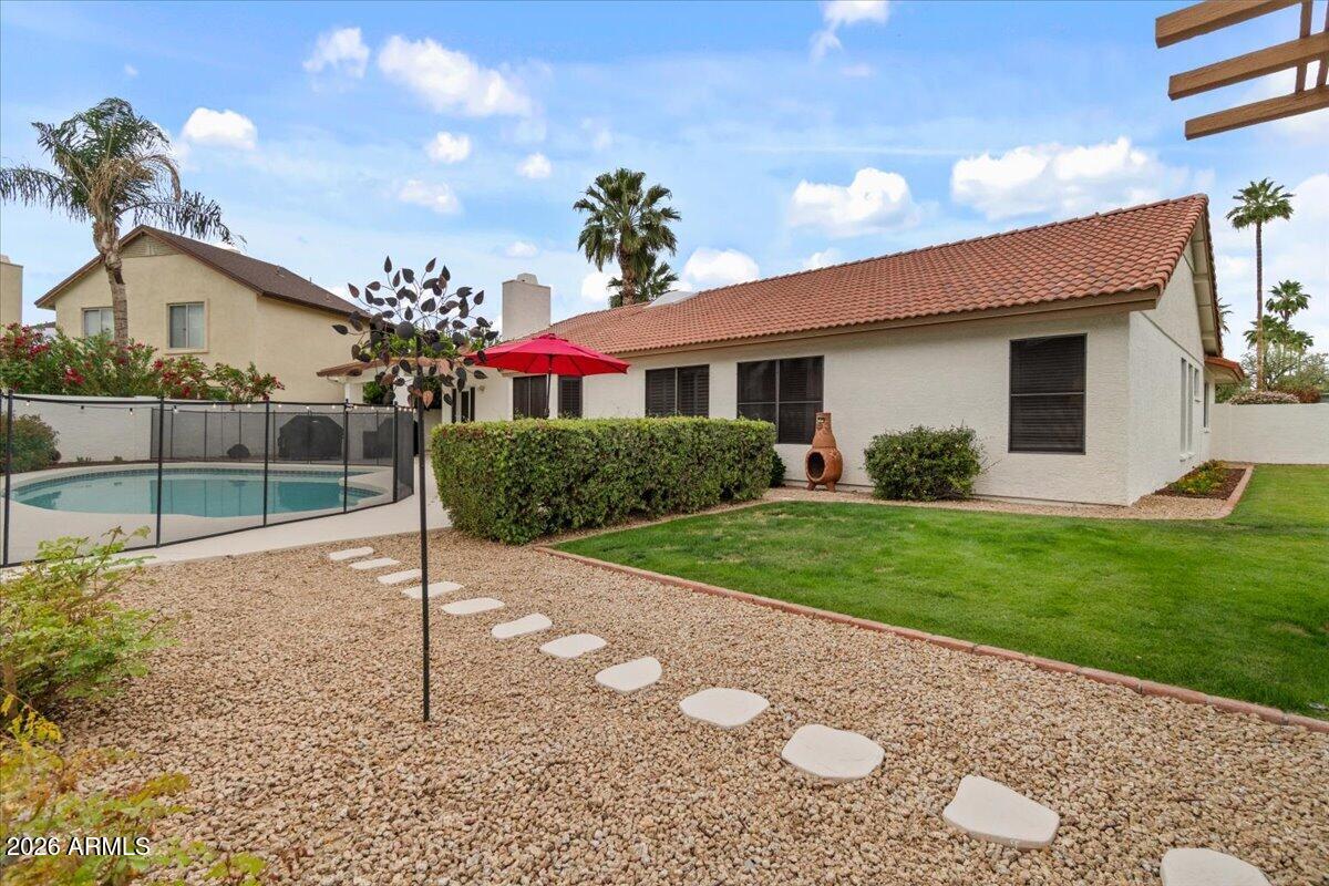 6223 E Paradise Lane