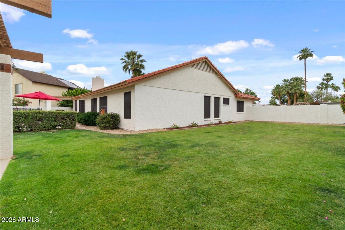6223 E Paradise Lane