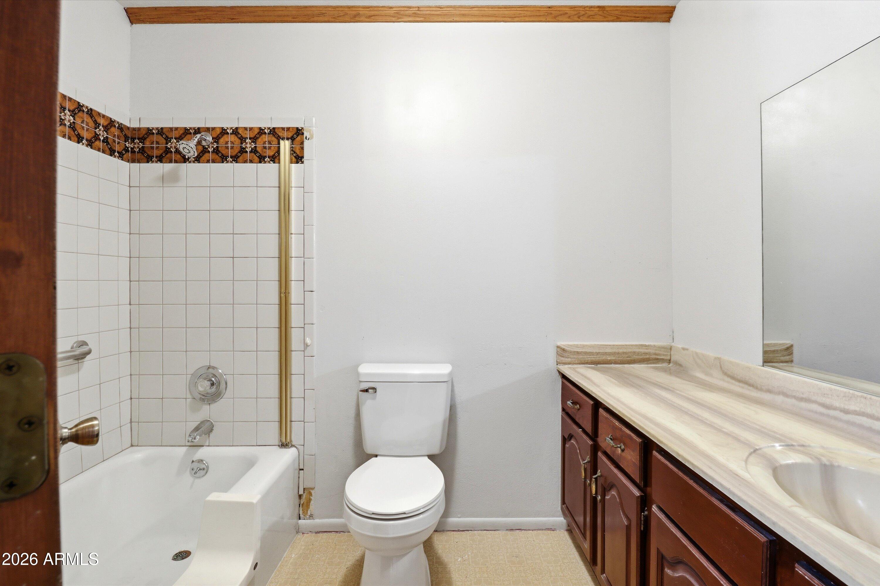 16205 E FAIRVIEW Street -