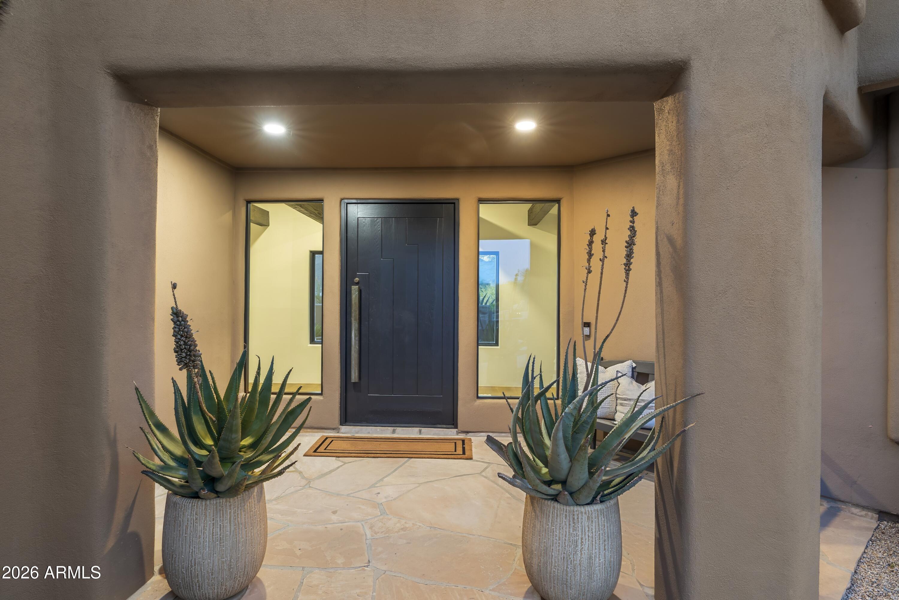 10046 E HIDDEN VALLEY Road