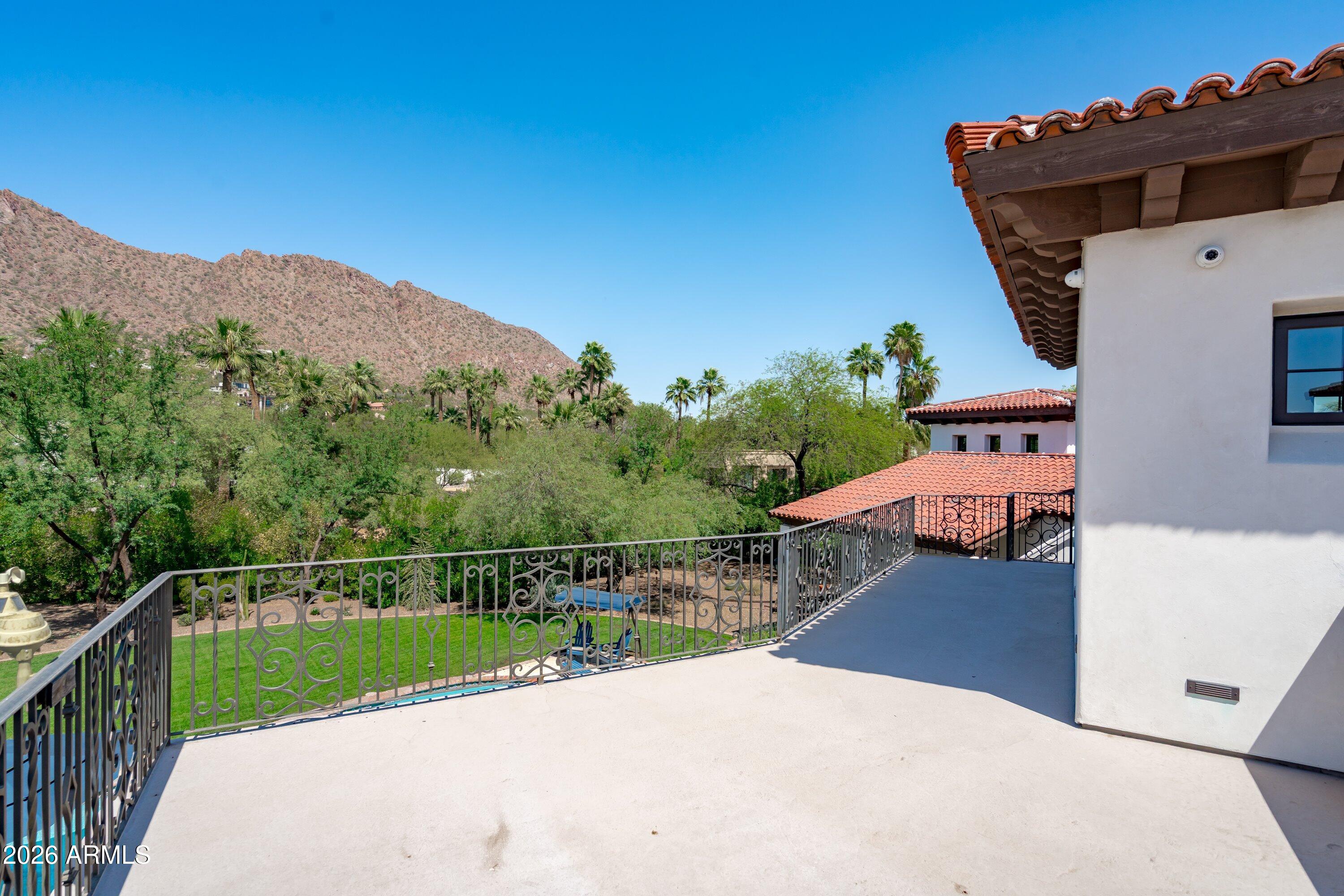 5434 E CAMELHILL Road