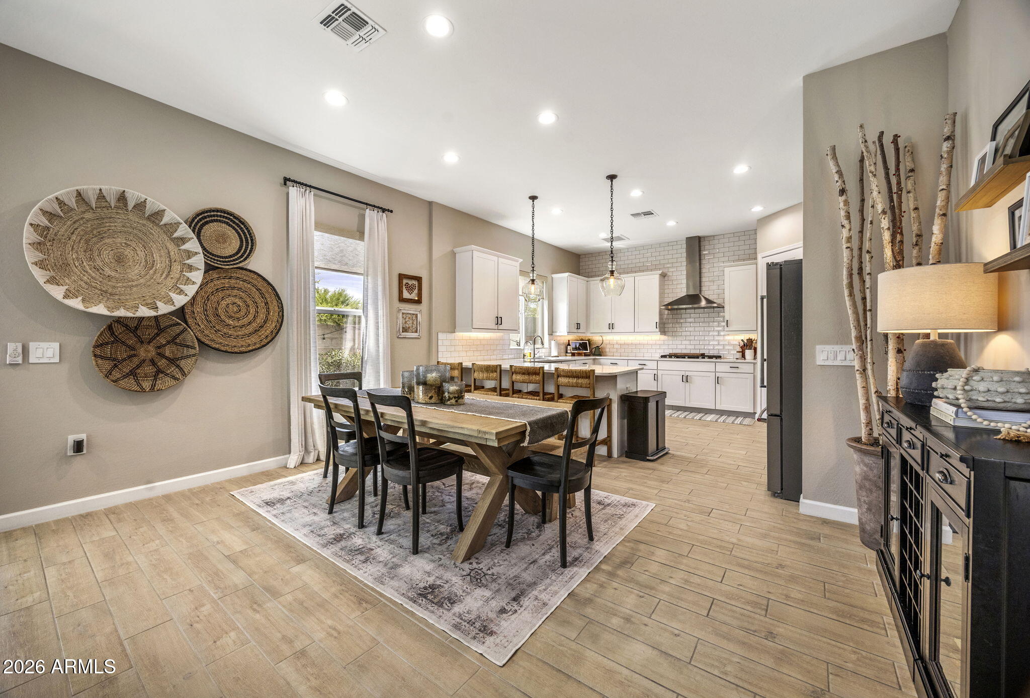 4837 E MURIEL Drive