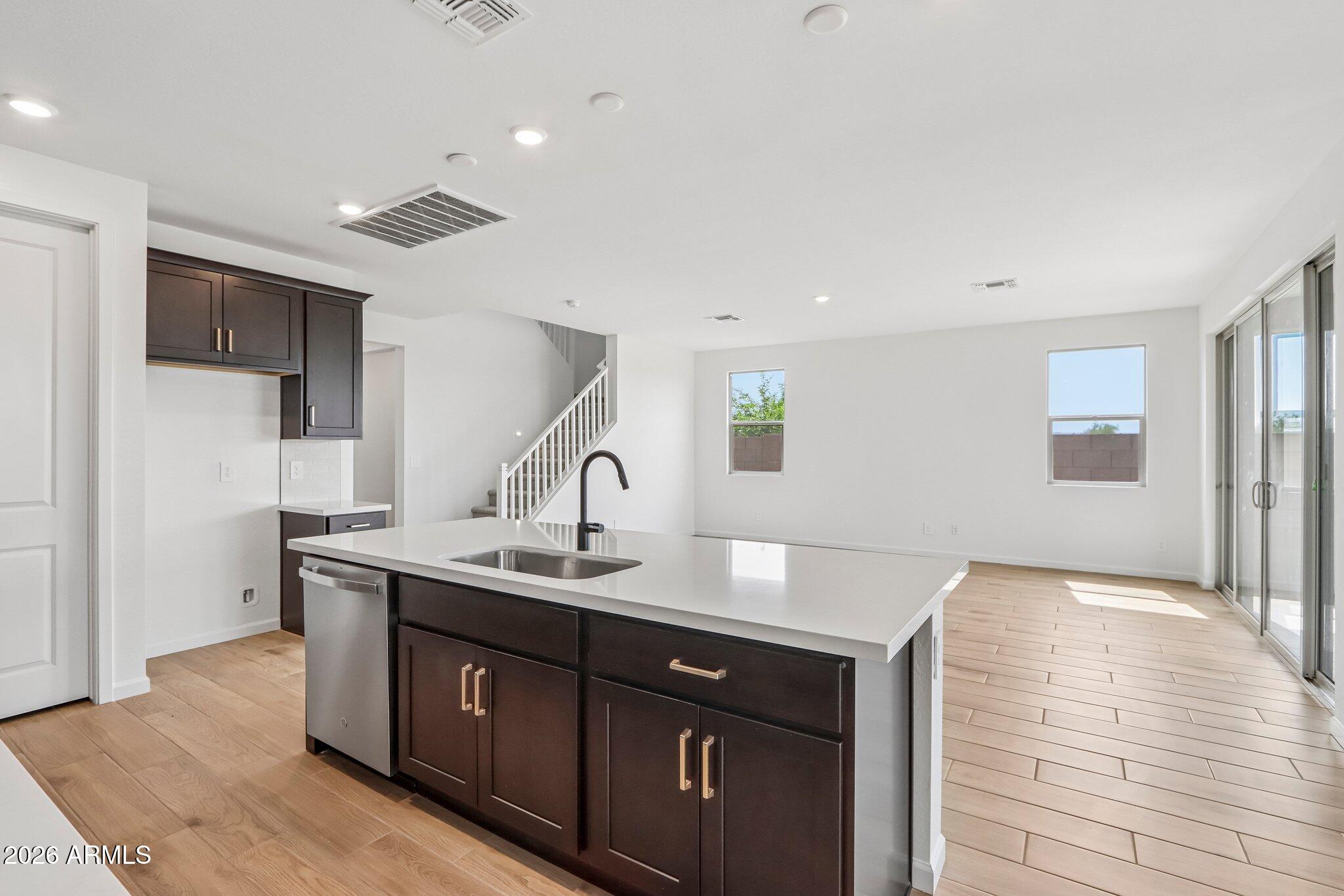 15603 W ONYX Avenue