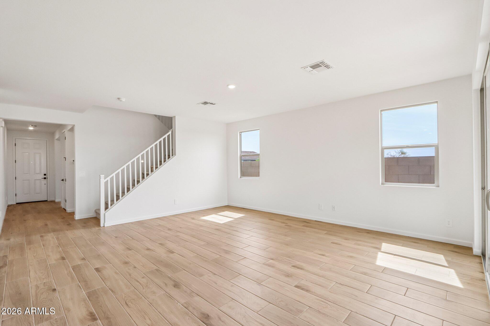 15603 W ONYX Avenue