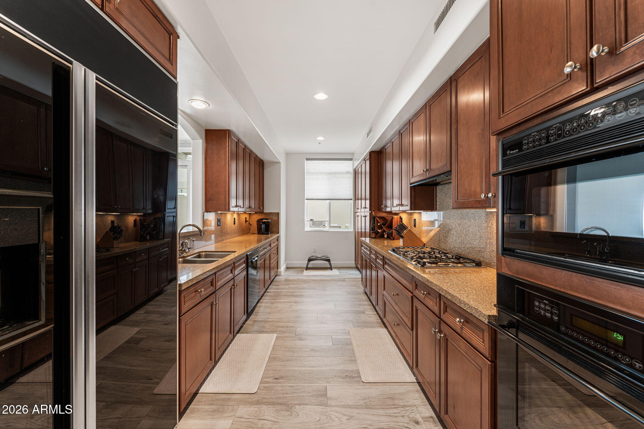 3801 N GOLDWATER Boulevard 204