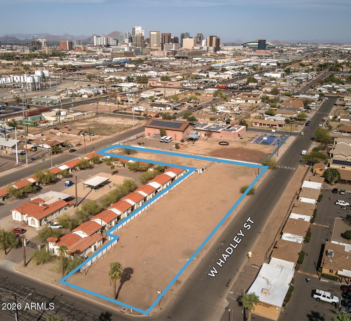 XXX N 17th Avenue -