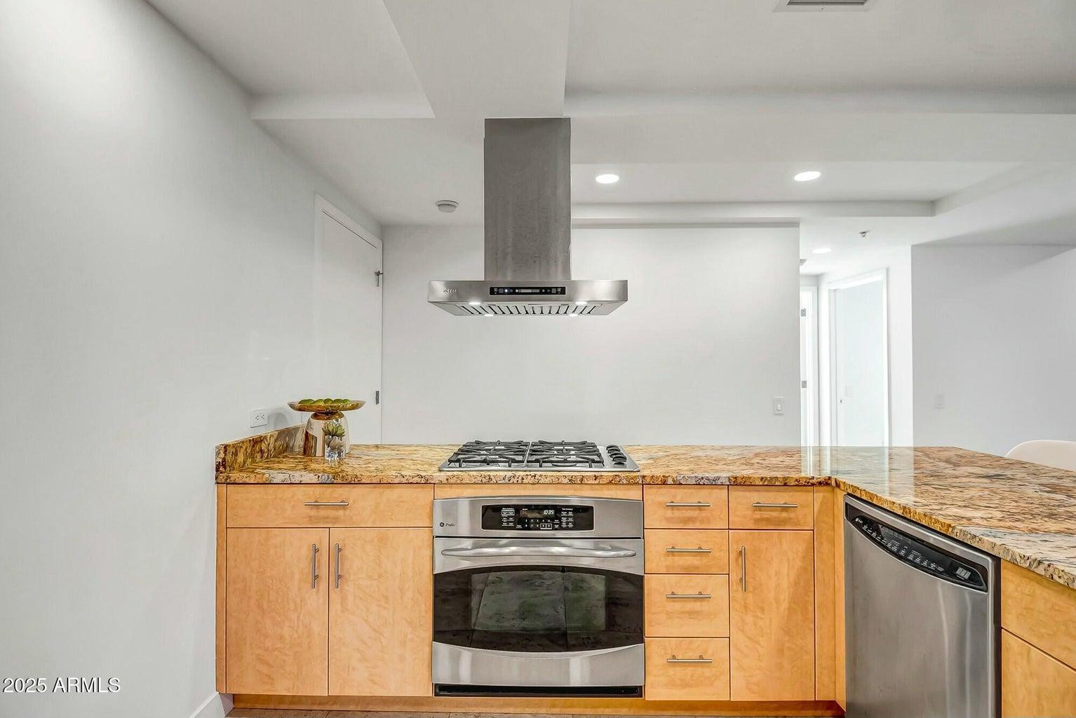 7121 E Rancho Vista Drive Unit 5011