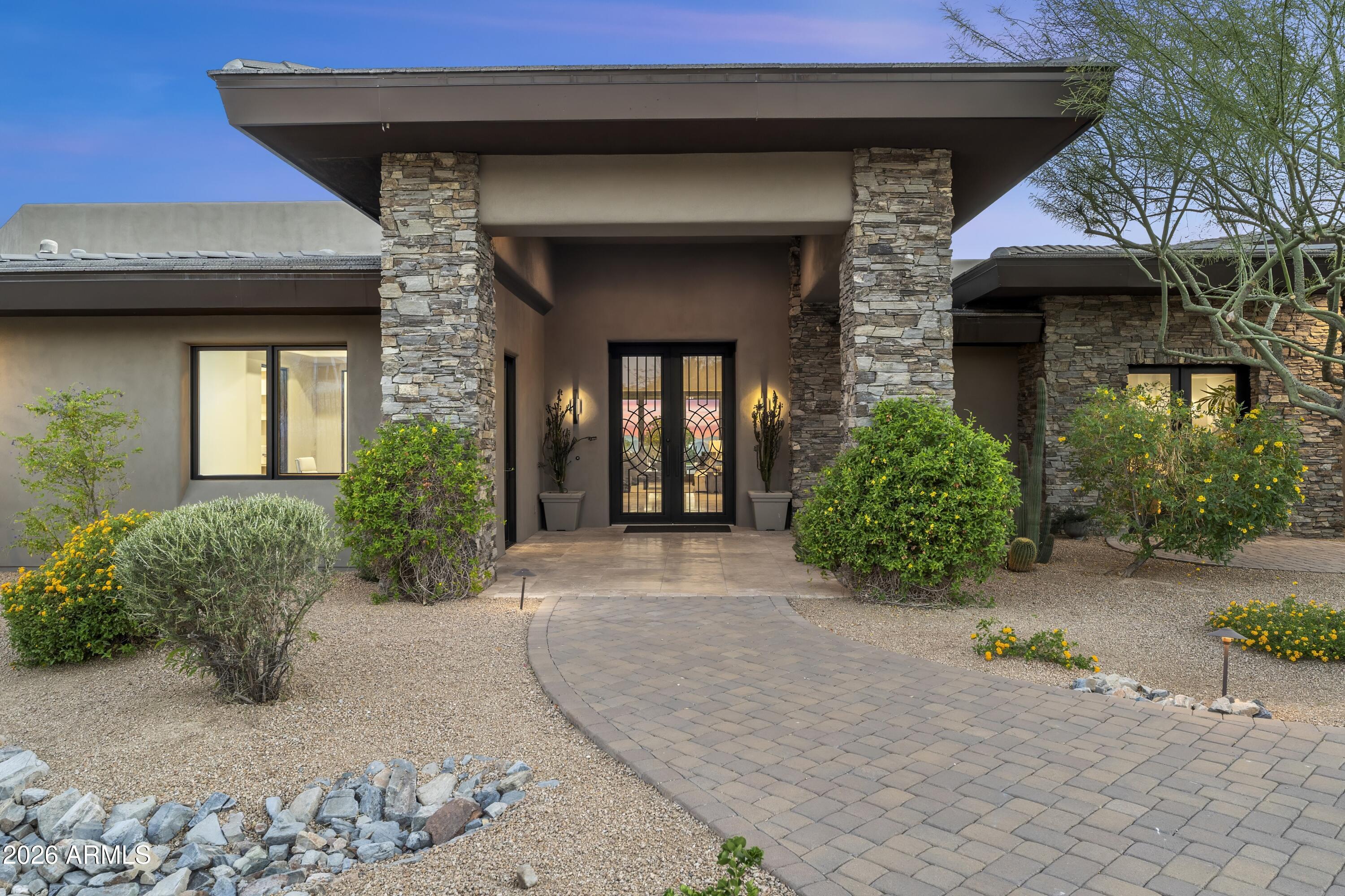 10205 E HAPPY VALLEY Road