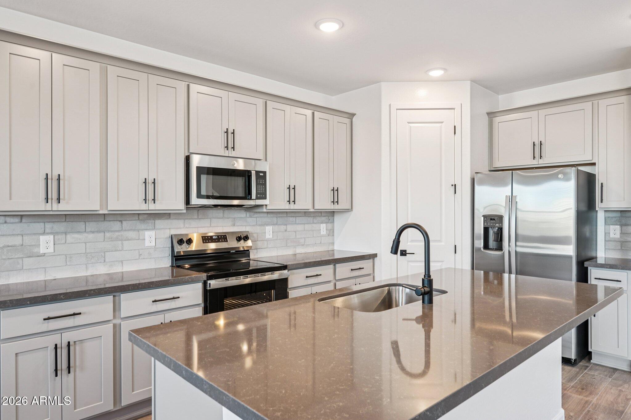 15741 W CORTE DEL SOL ESTE