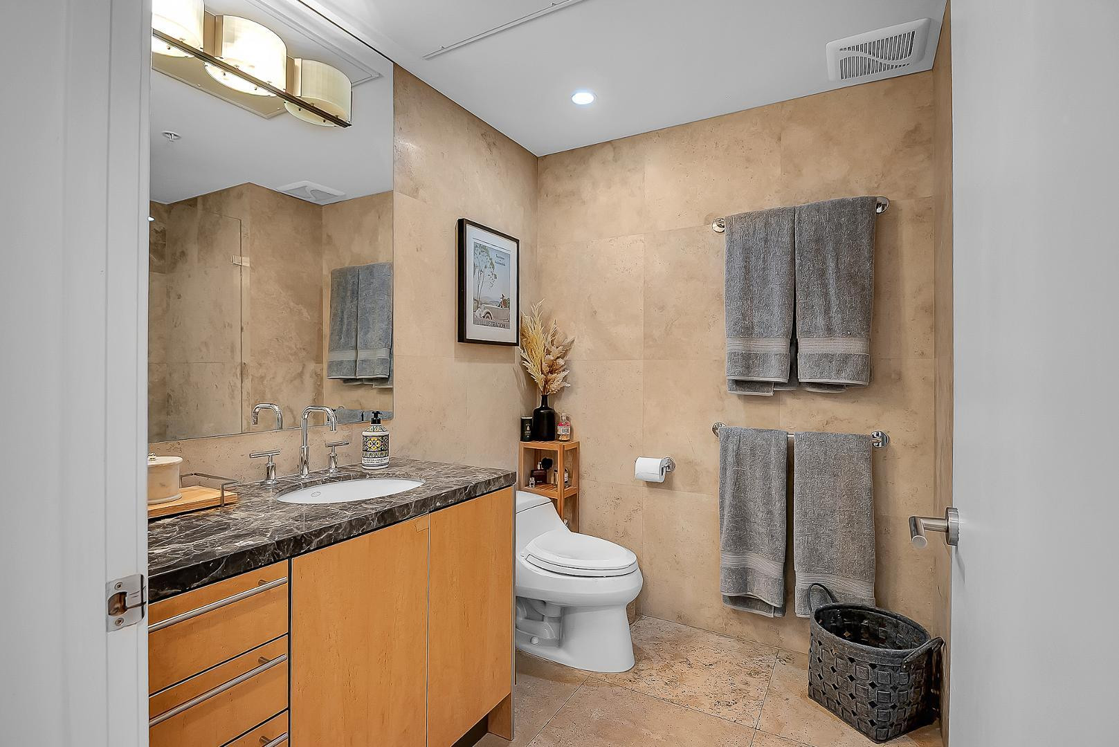 7127 E Rancho Vista Drive Unit 5001