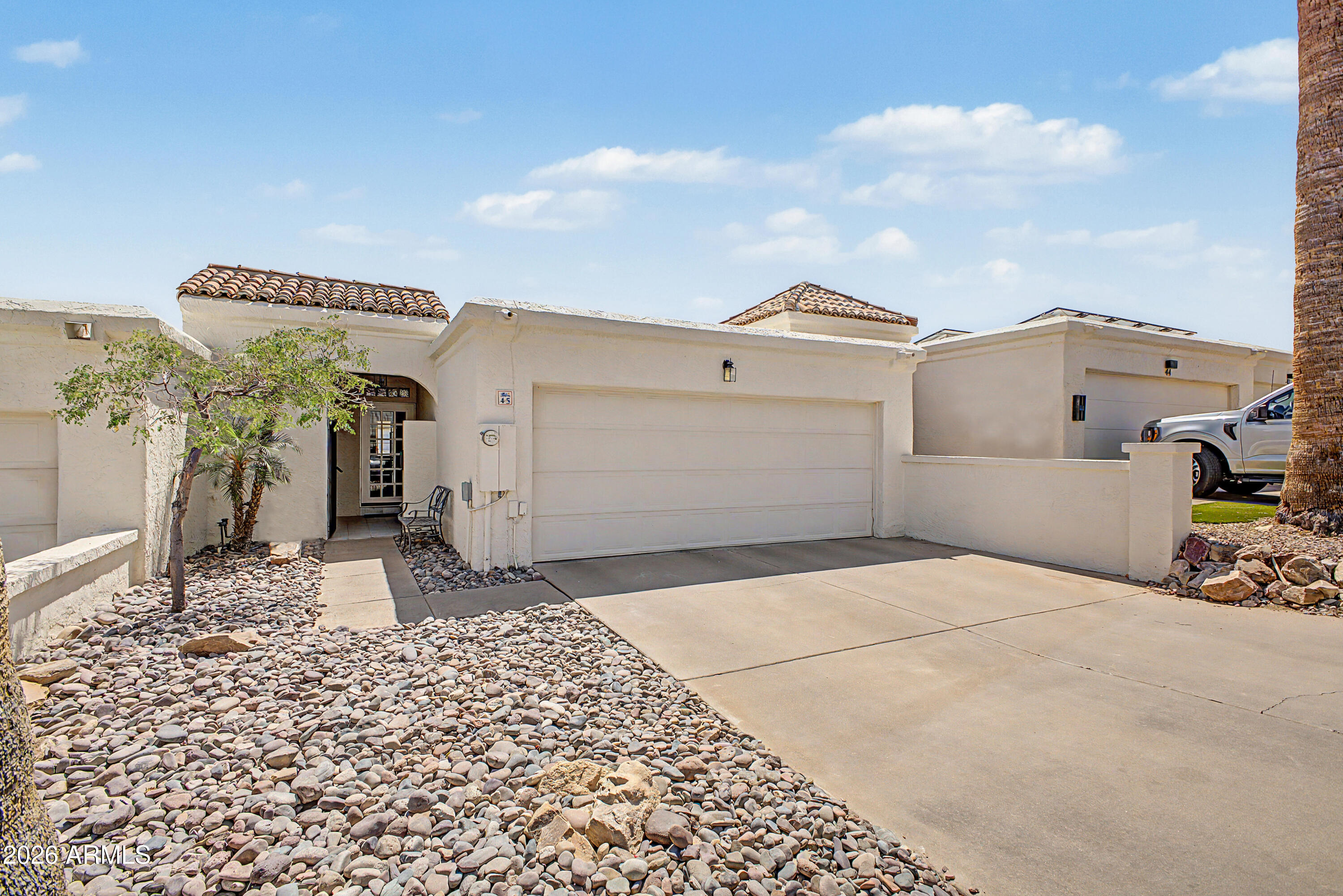 3800 E LINCOLN Drive 45