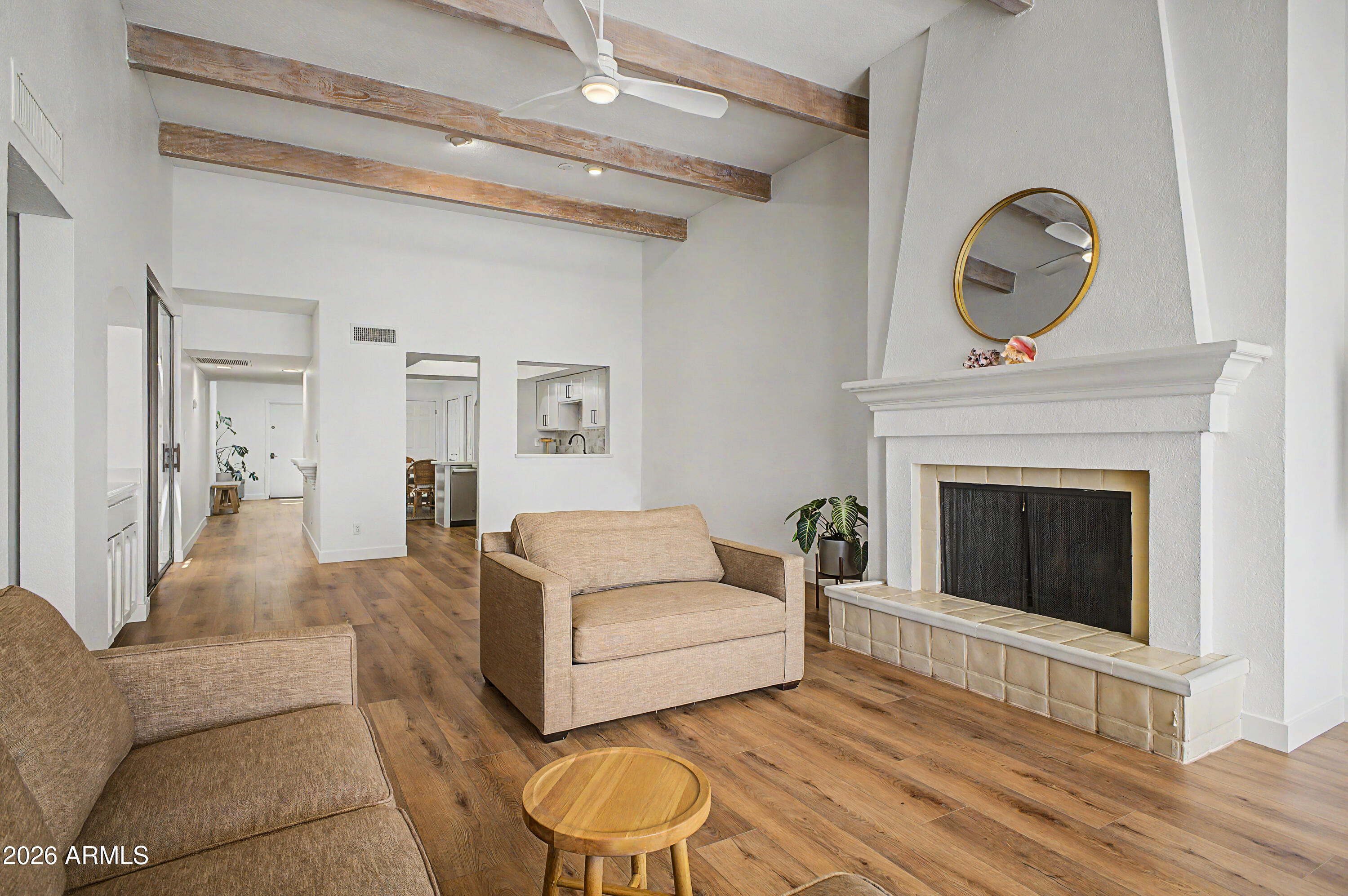 3800 E LINCOLN Drive 45
