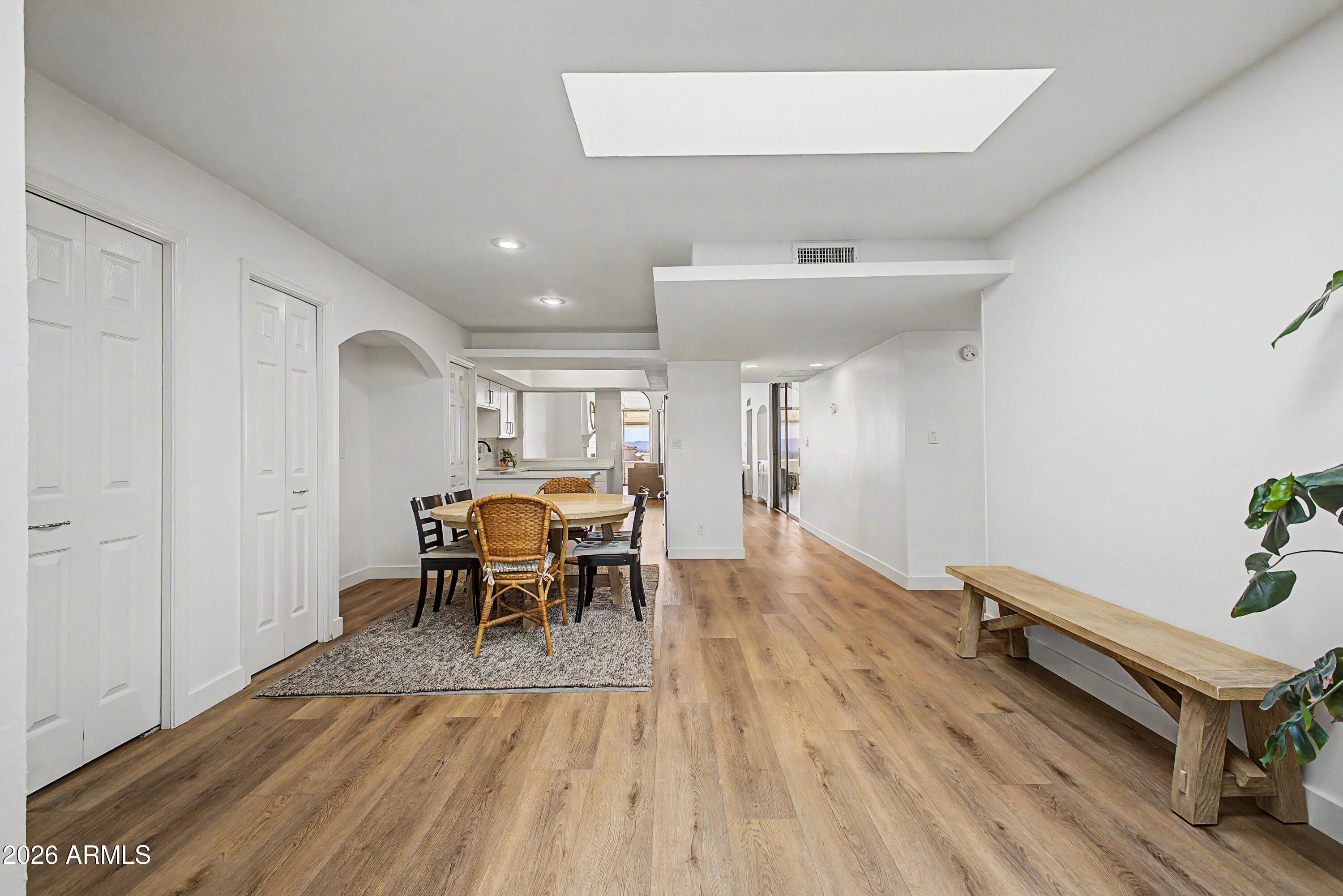 3800 E LINCOLN Drive 45
