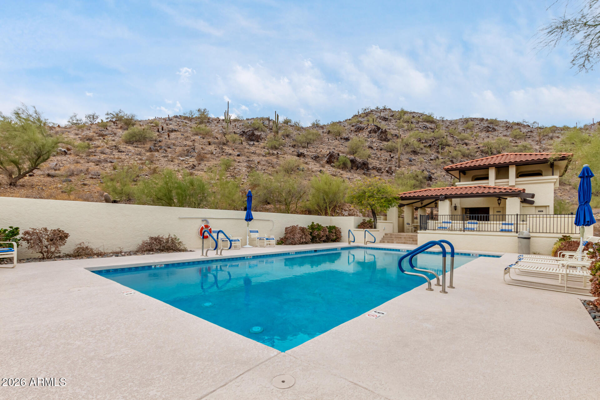 3800 E LINCOLN Drive 45