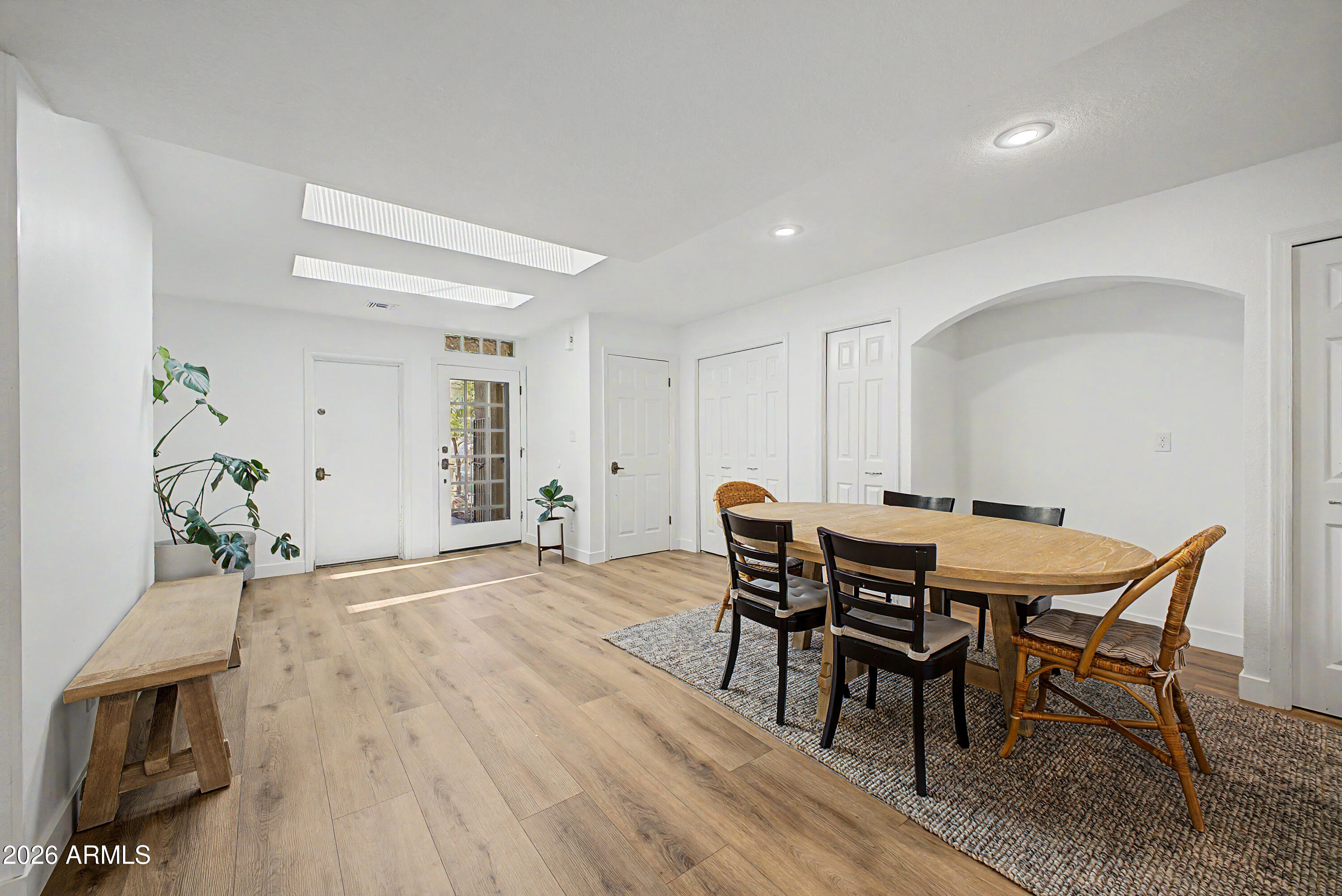 3800 E LINCOLN Drive 45