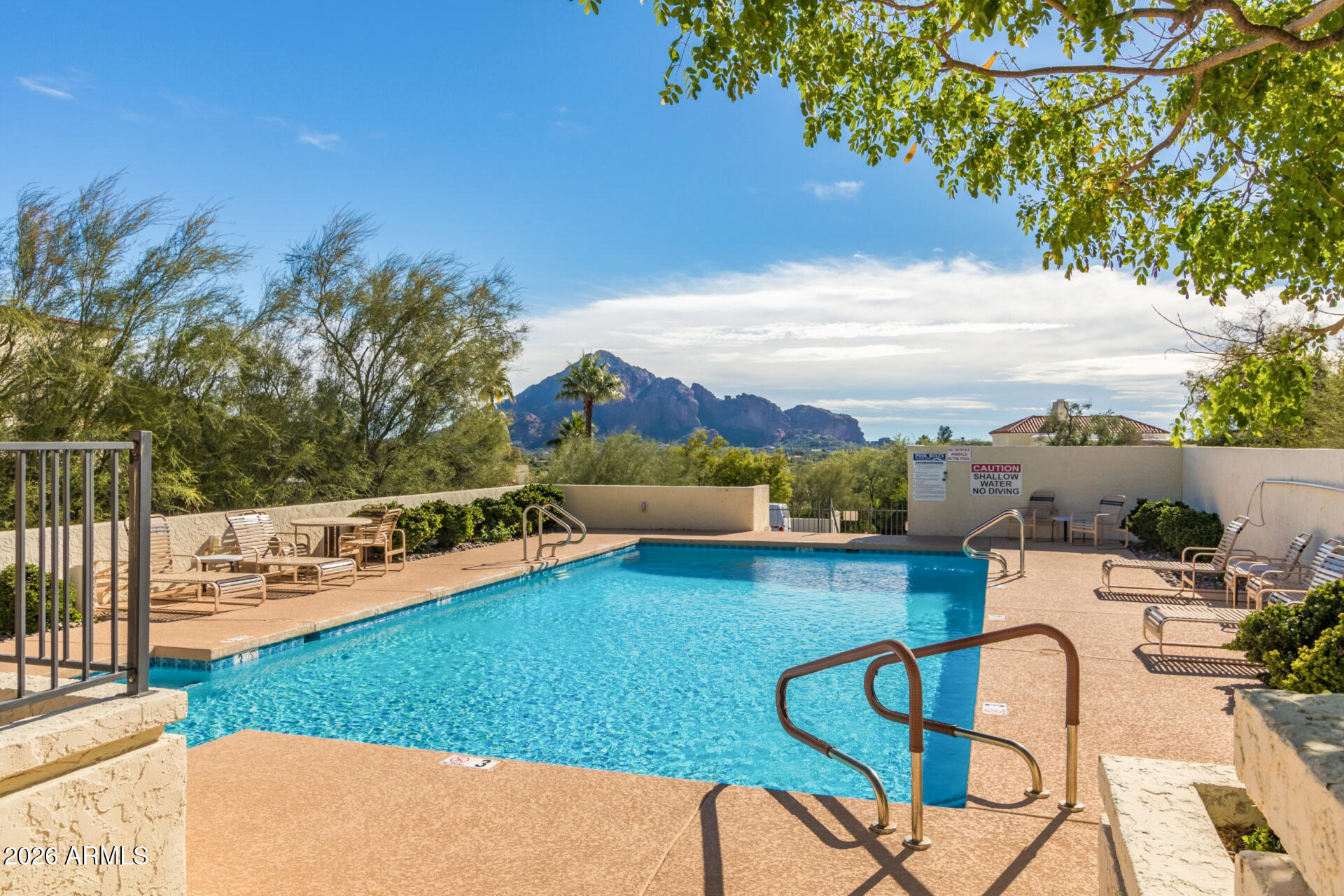3800 E LINCOLN Drive 45