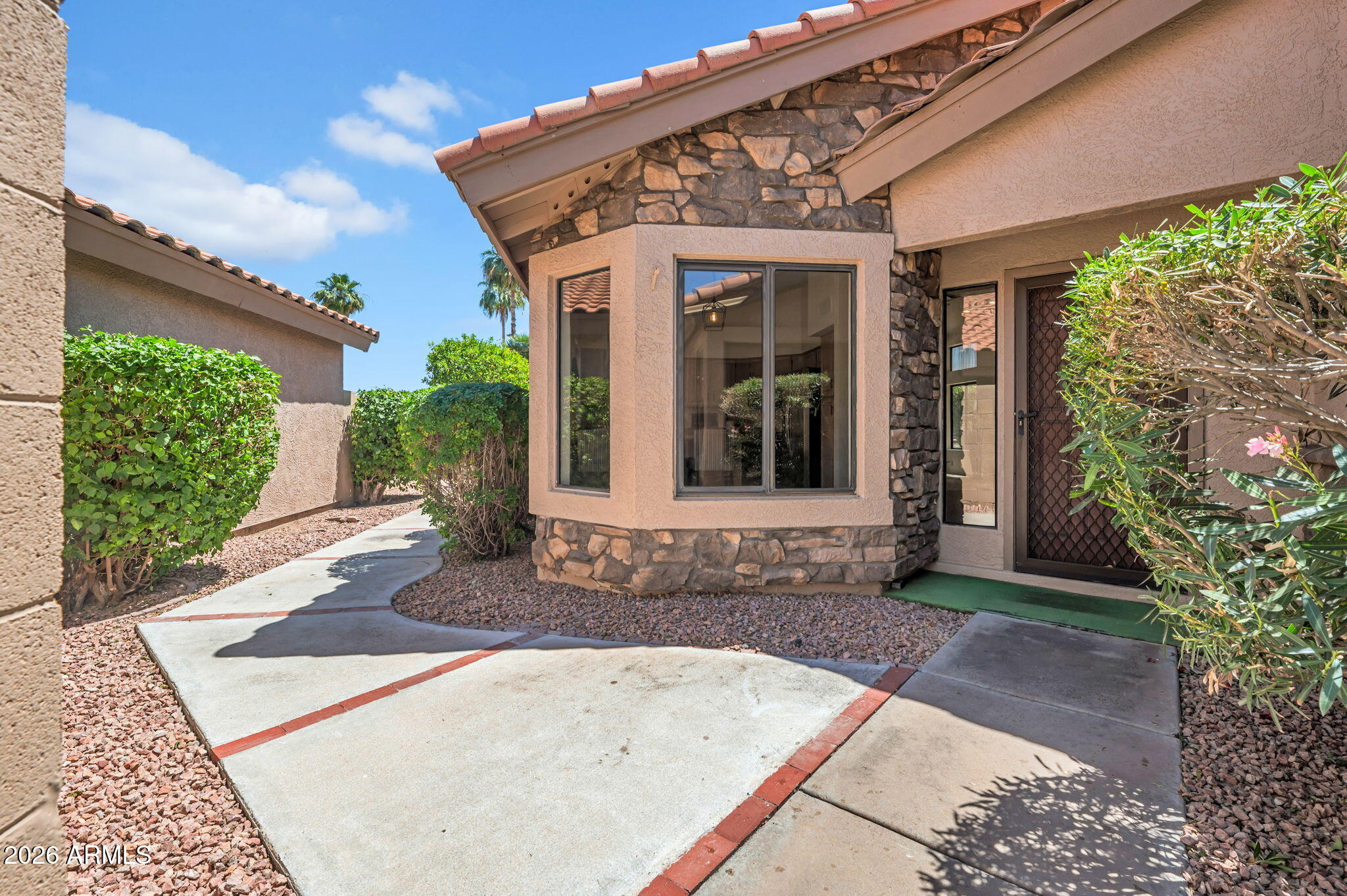 9411 W Kerry Lane