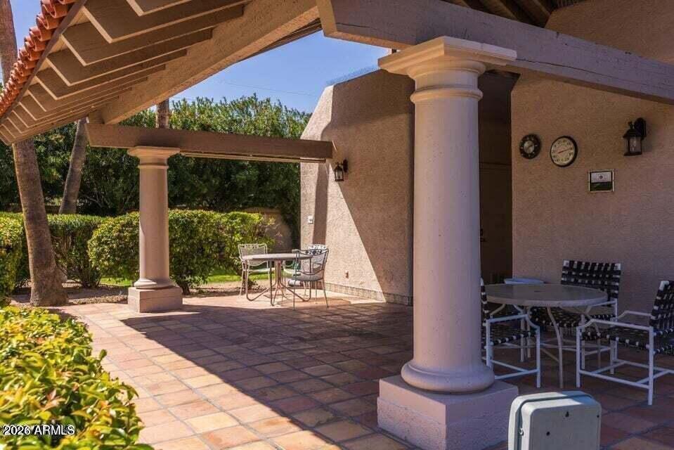 7230 E ARLINGTON Road