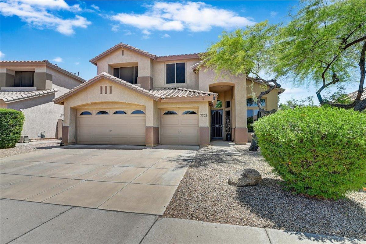 7723 E Phantom Way