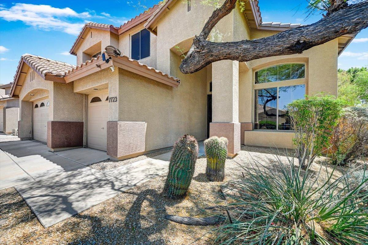 7723 E Phantom Way
