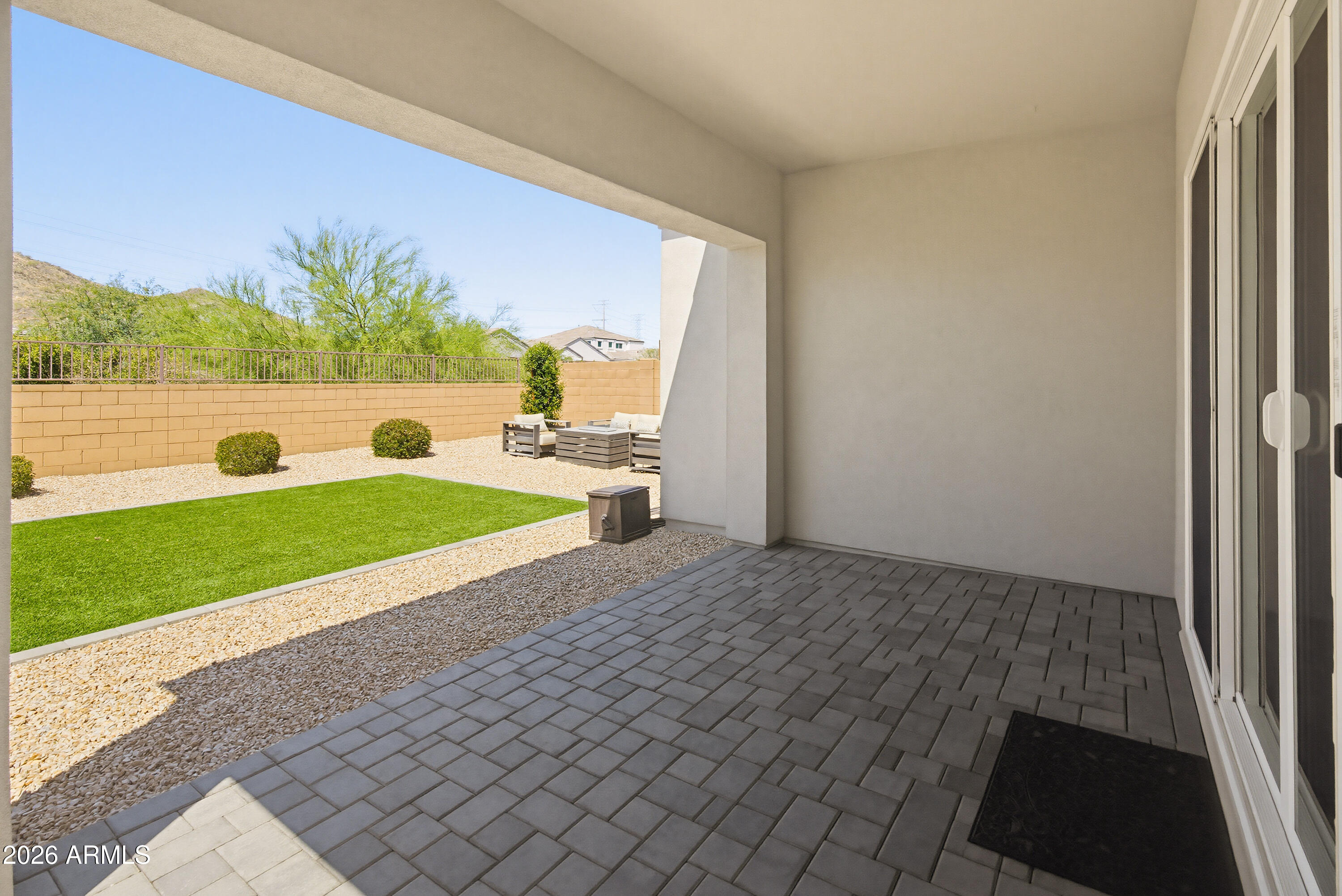 2120 E PARK VIEW Lane