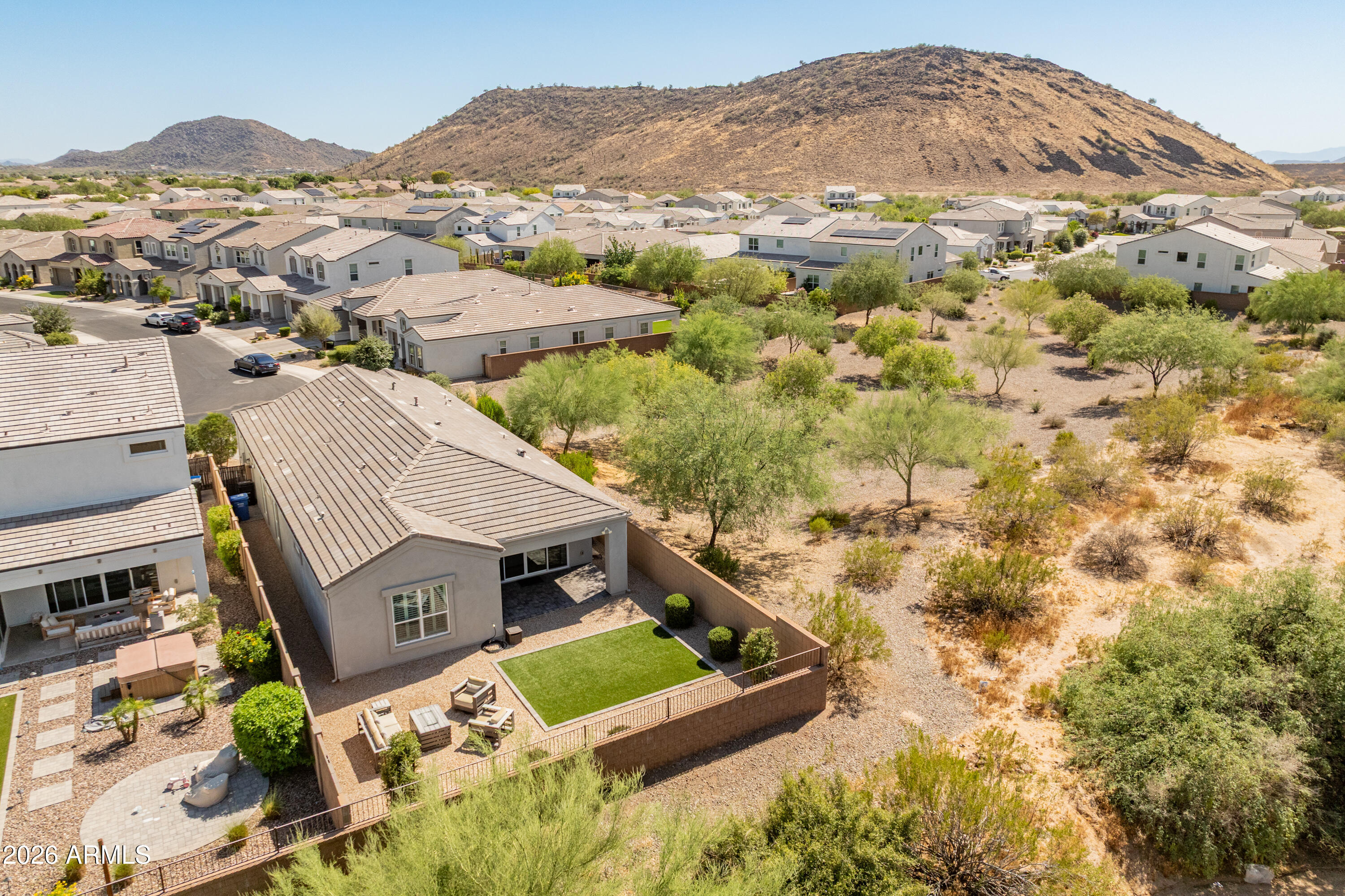 2120 E PARK VIEW Lane
