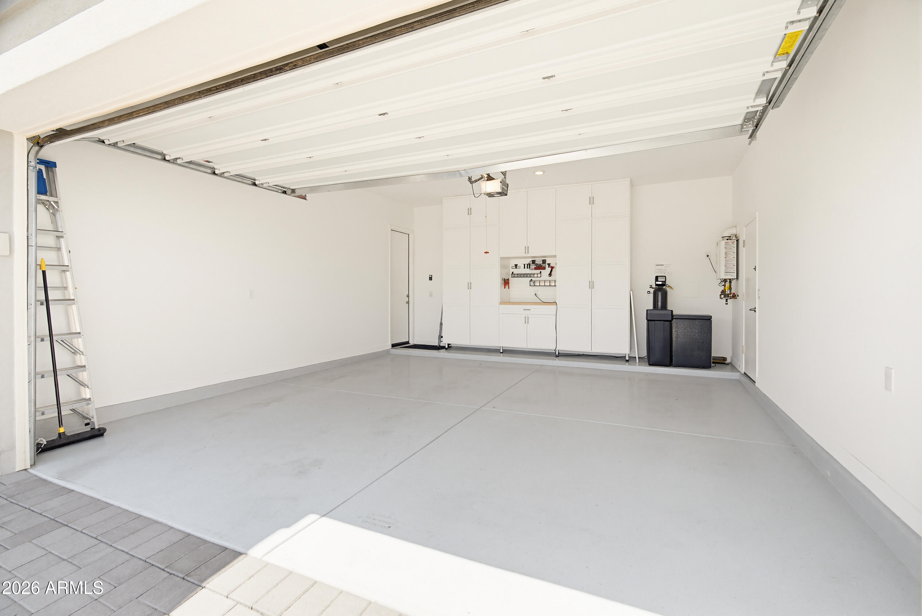2120 E PARK VIEW Lane