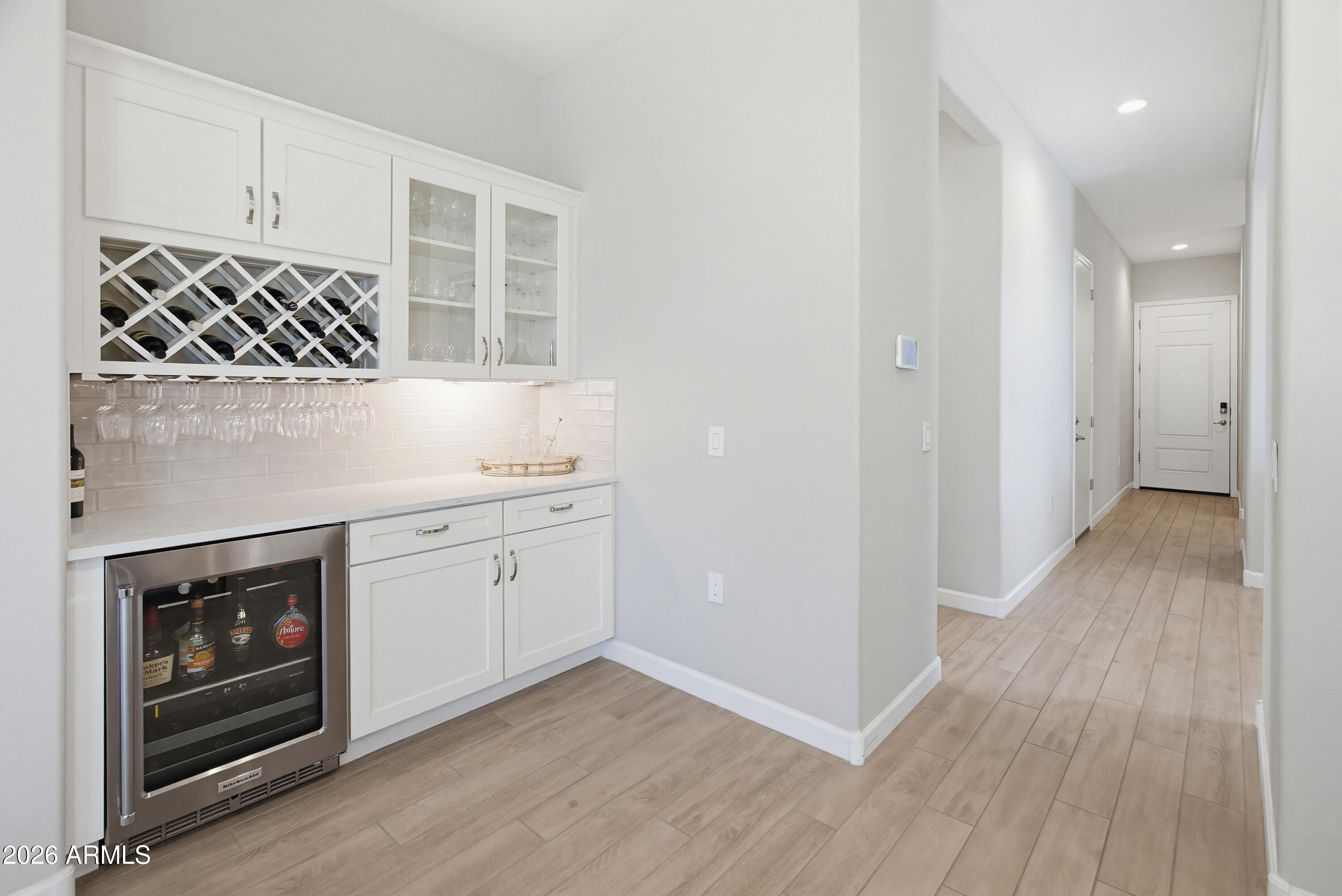 2120 E PARK VIEW Lane