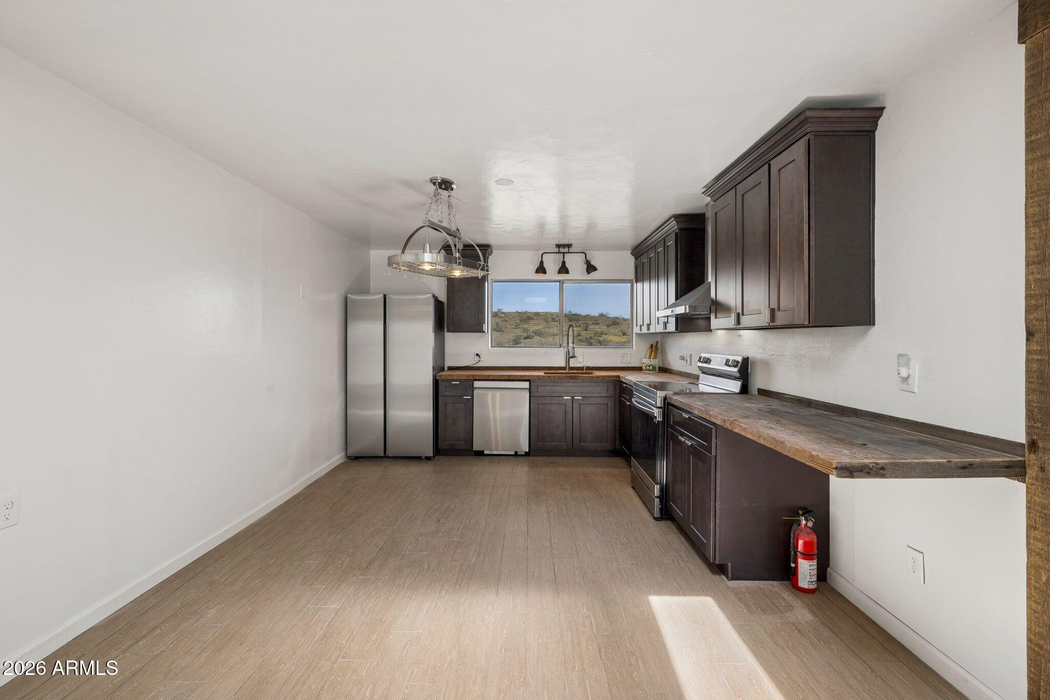 17707 E HUMMINGBIRD Lane