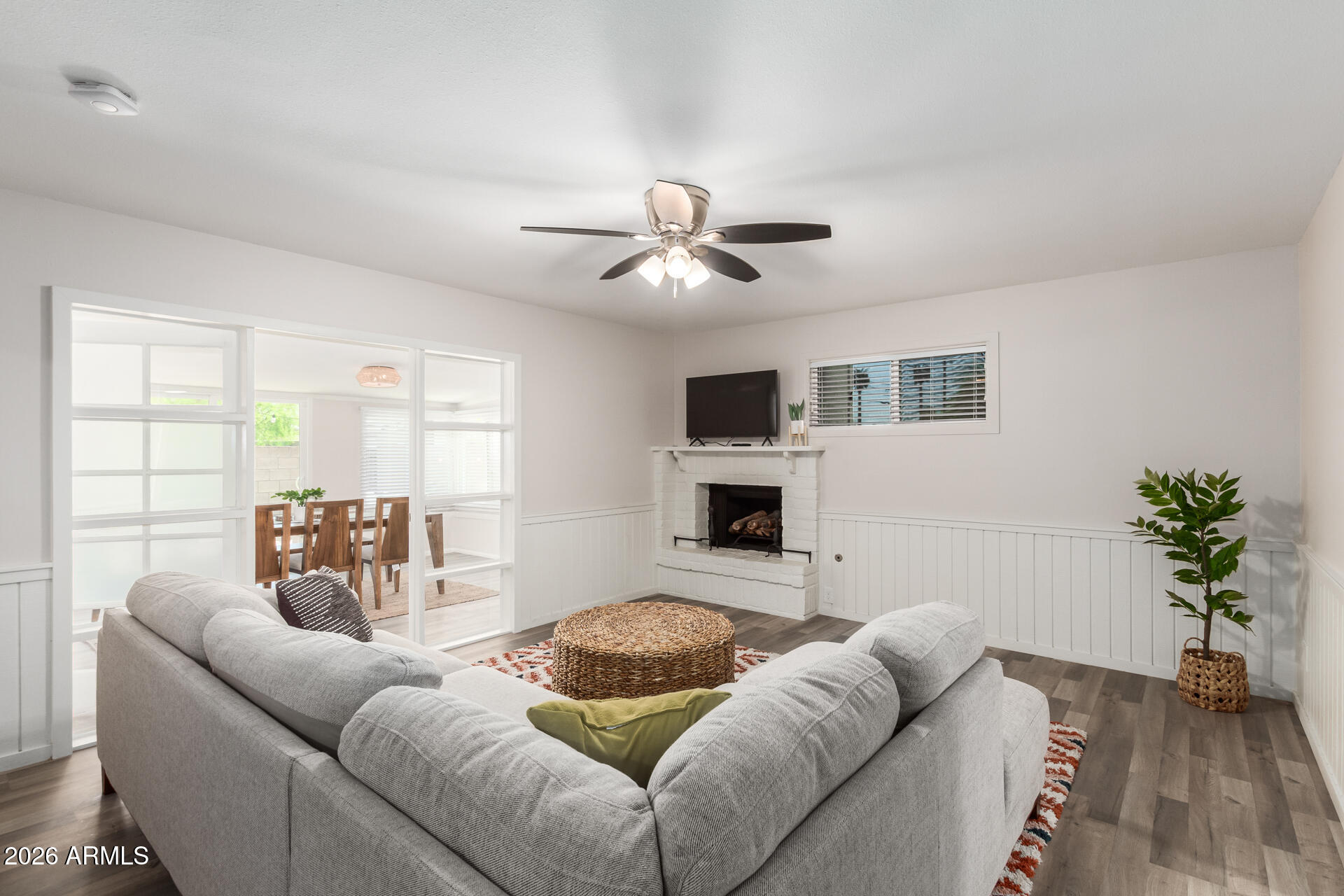 21 E ALAMEDA Drive