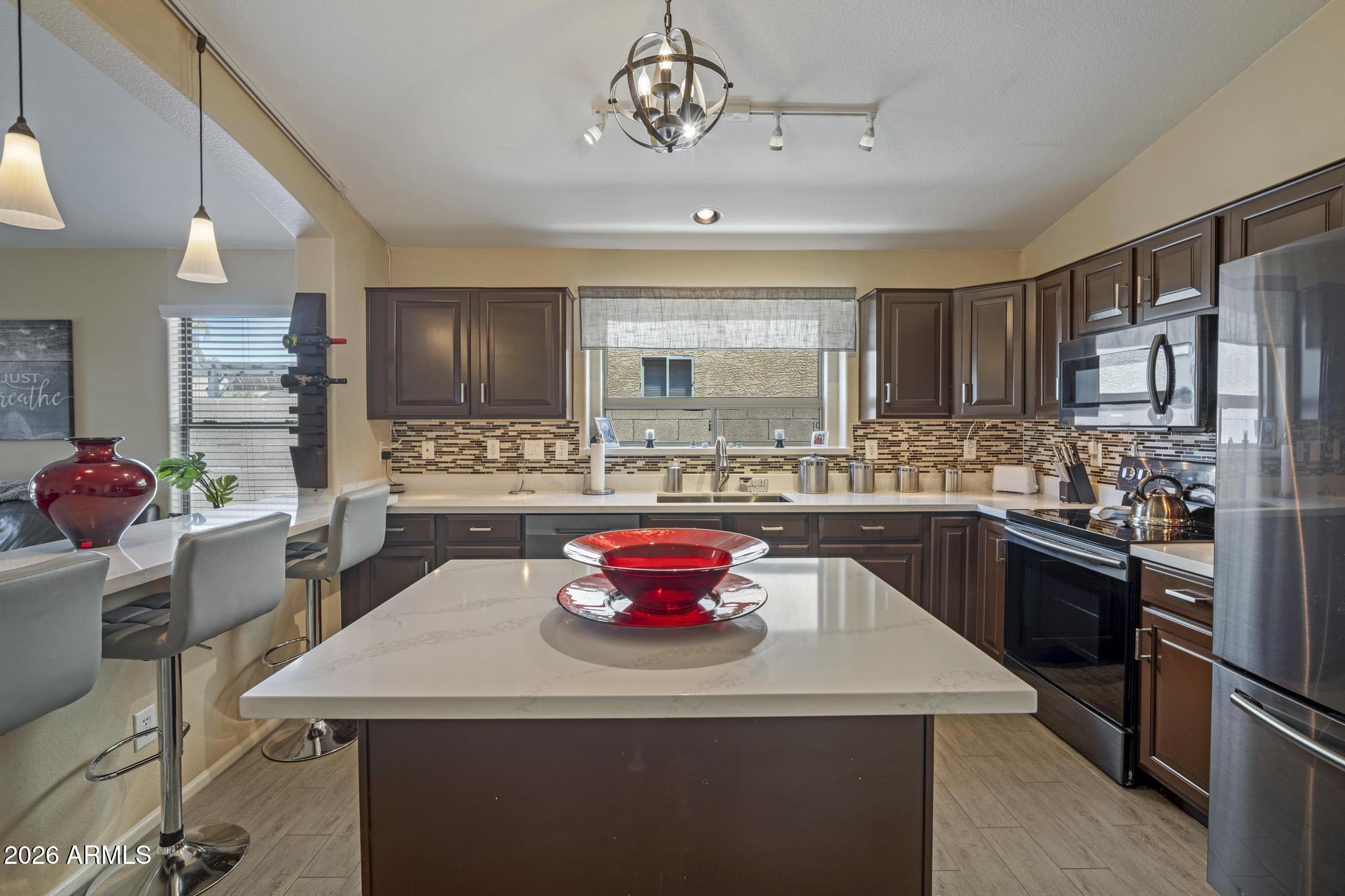2520 W OBERLIN Way