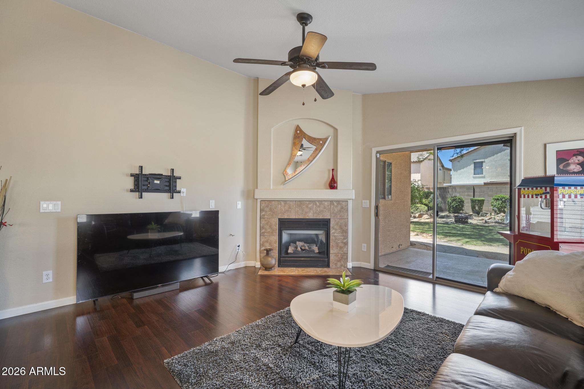 2520 W OBERLIN Way