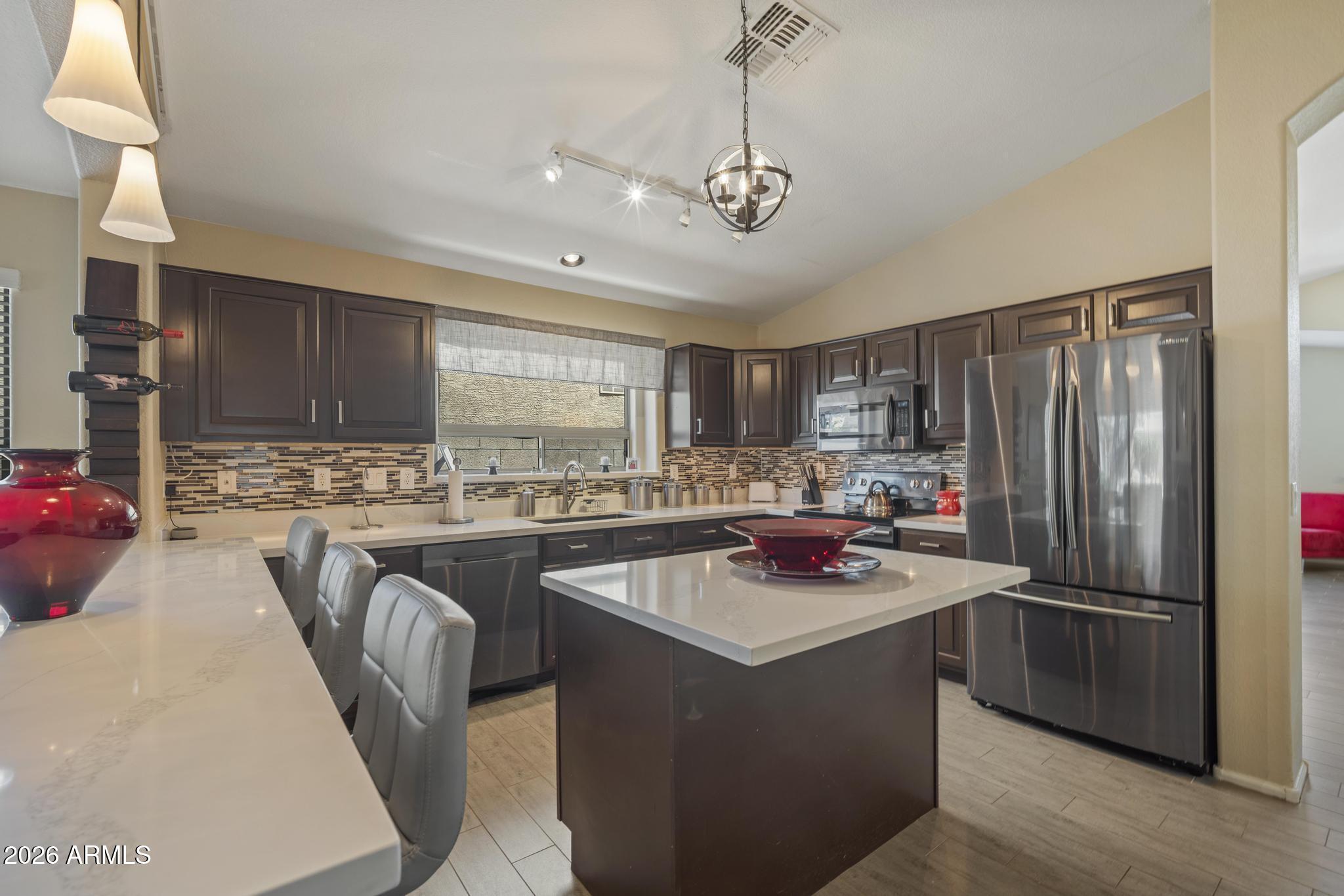 2520 W OBERLIN Way