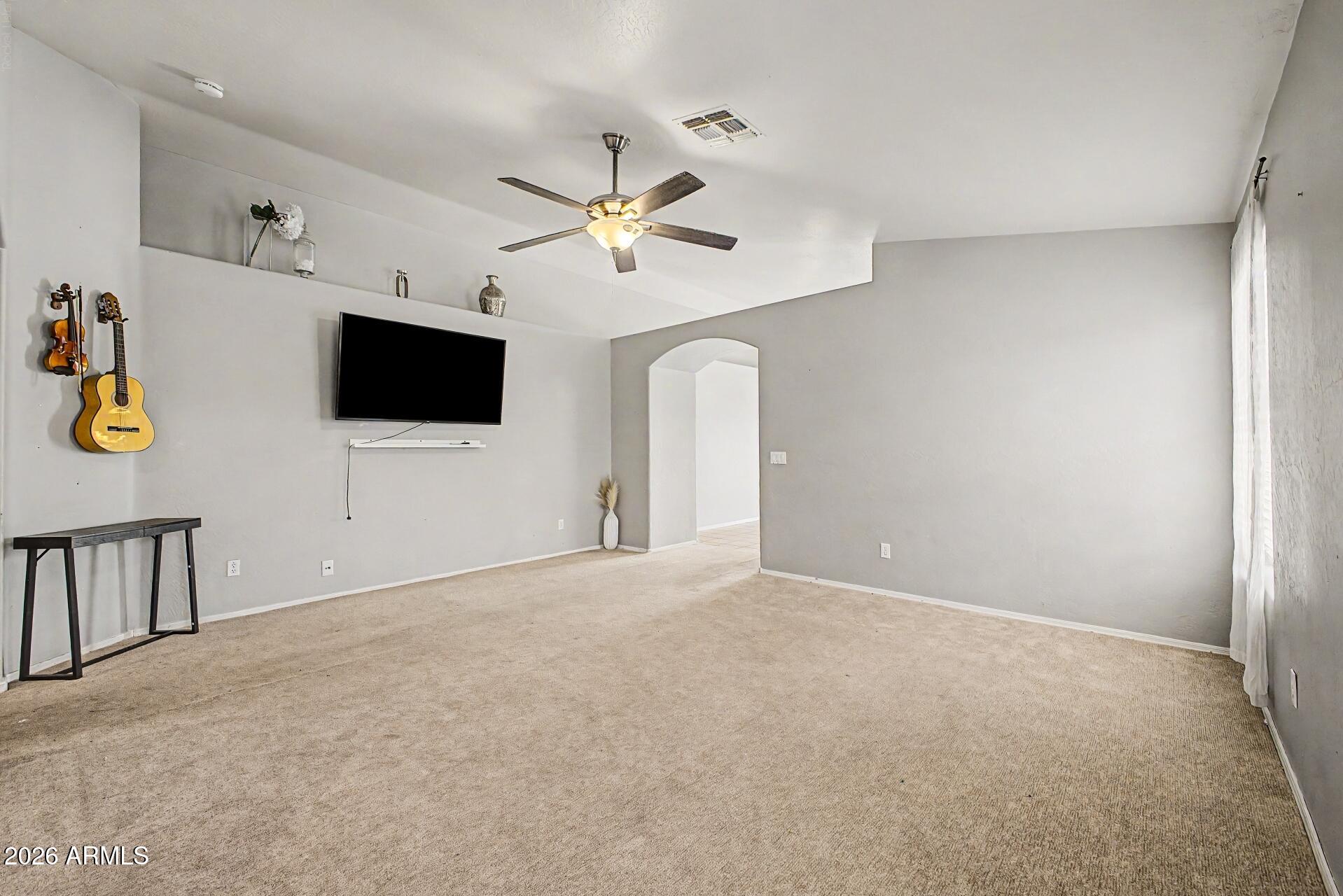 517 N 105TH Place
