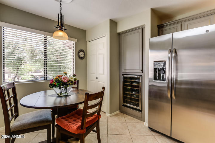 9455 E RAINTREE Drive 2039
