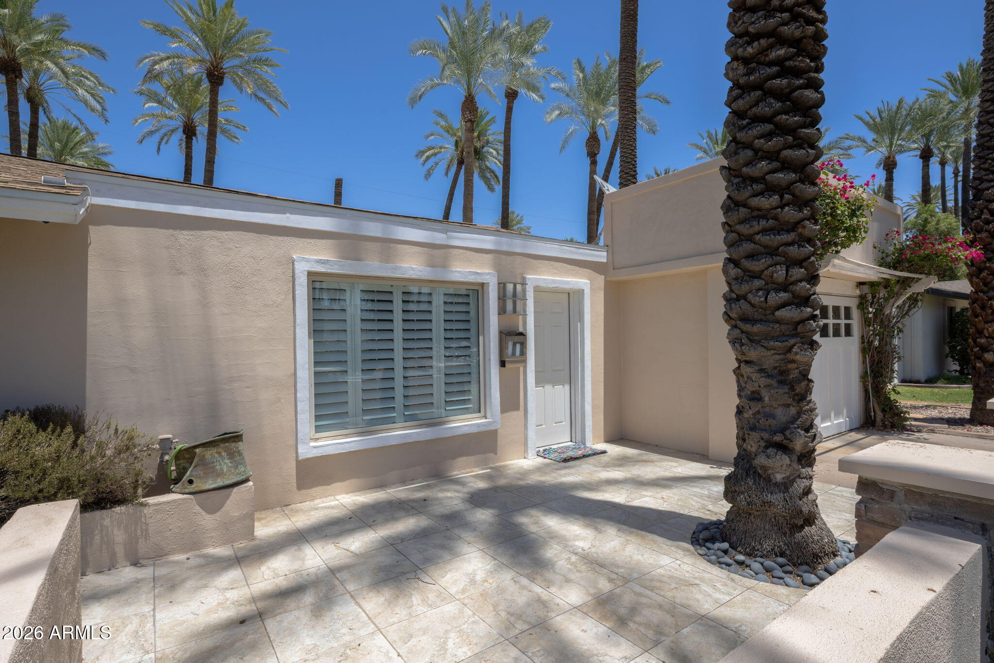 4312 E SELLS Drive