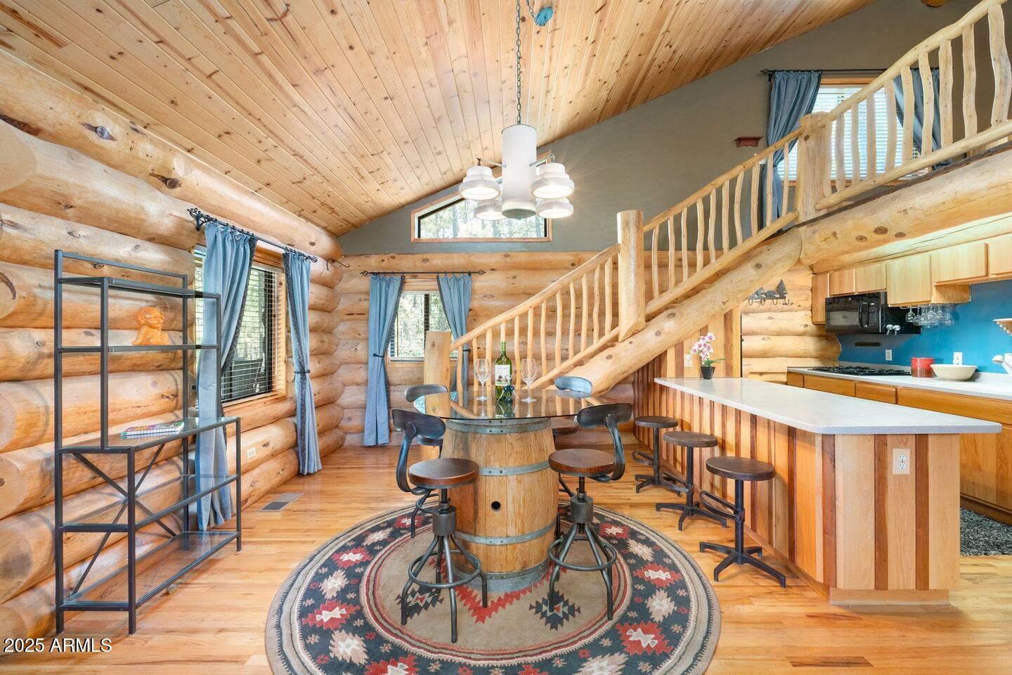 1190 W COUGAR Lane