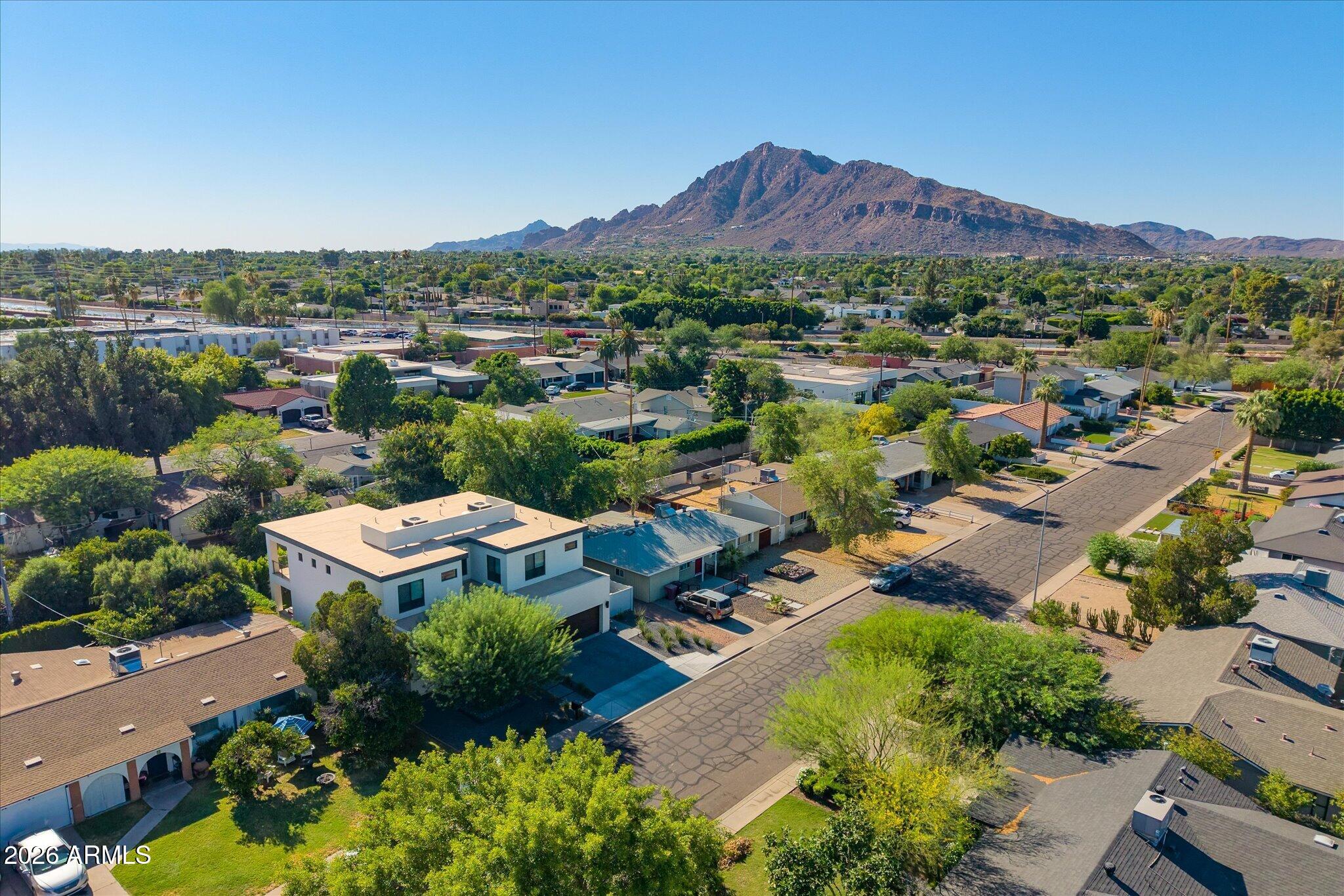 3602 N NAVAJO Trail